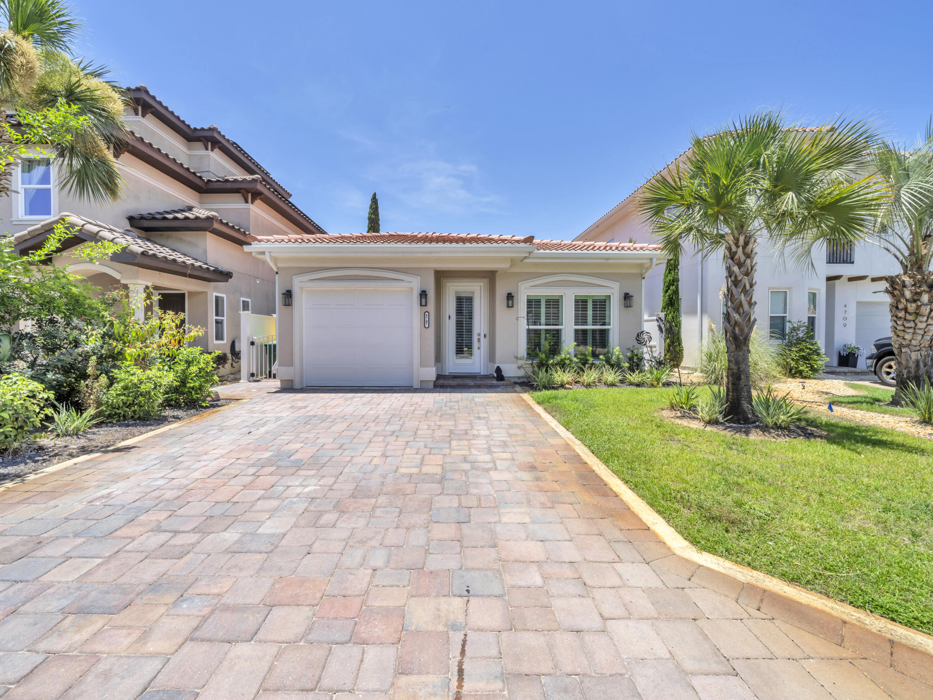 CALUSA BAY S/D - Residential