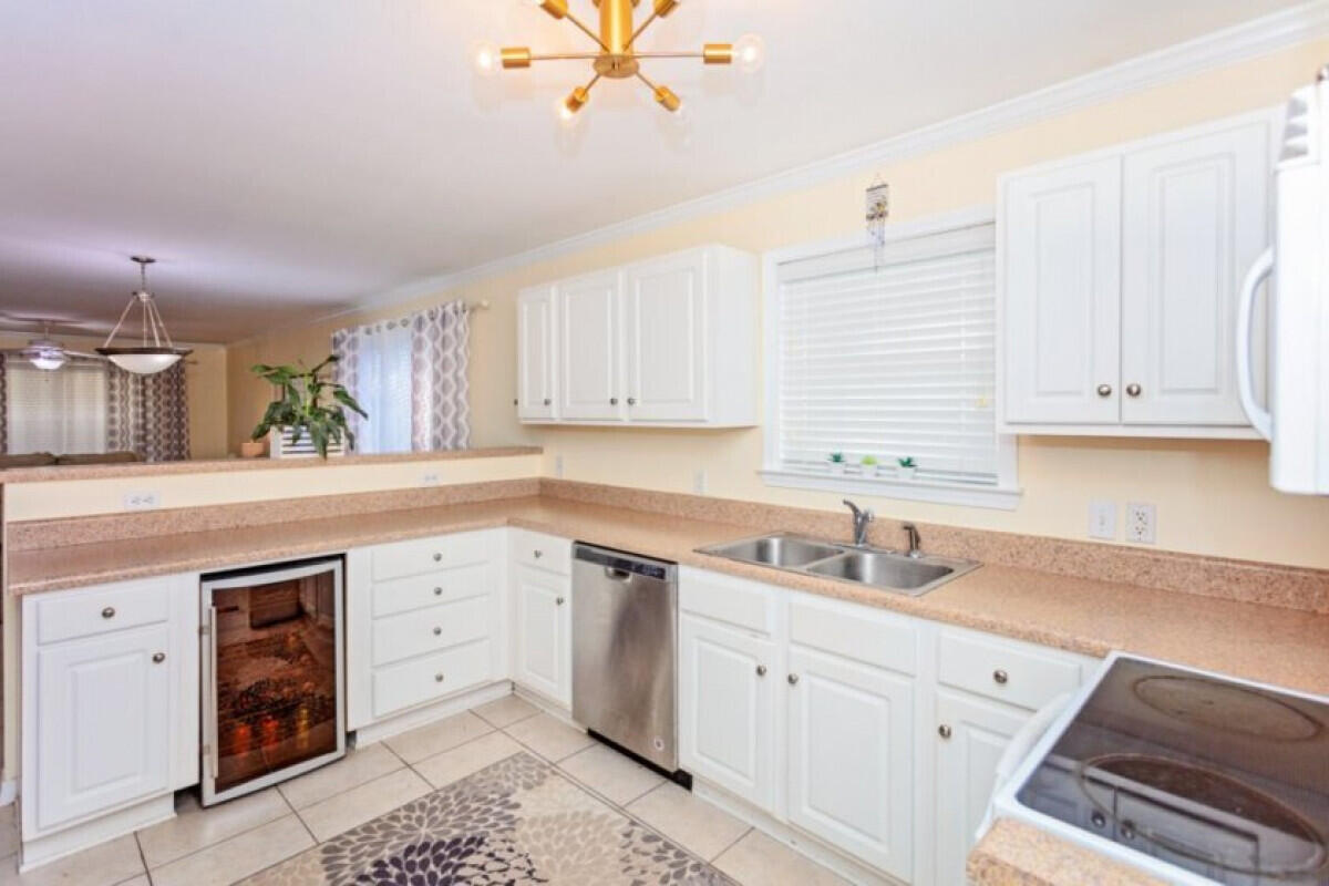 SHELTER COVE ESTATES - Residential