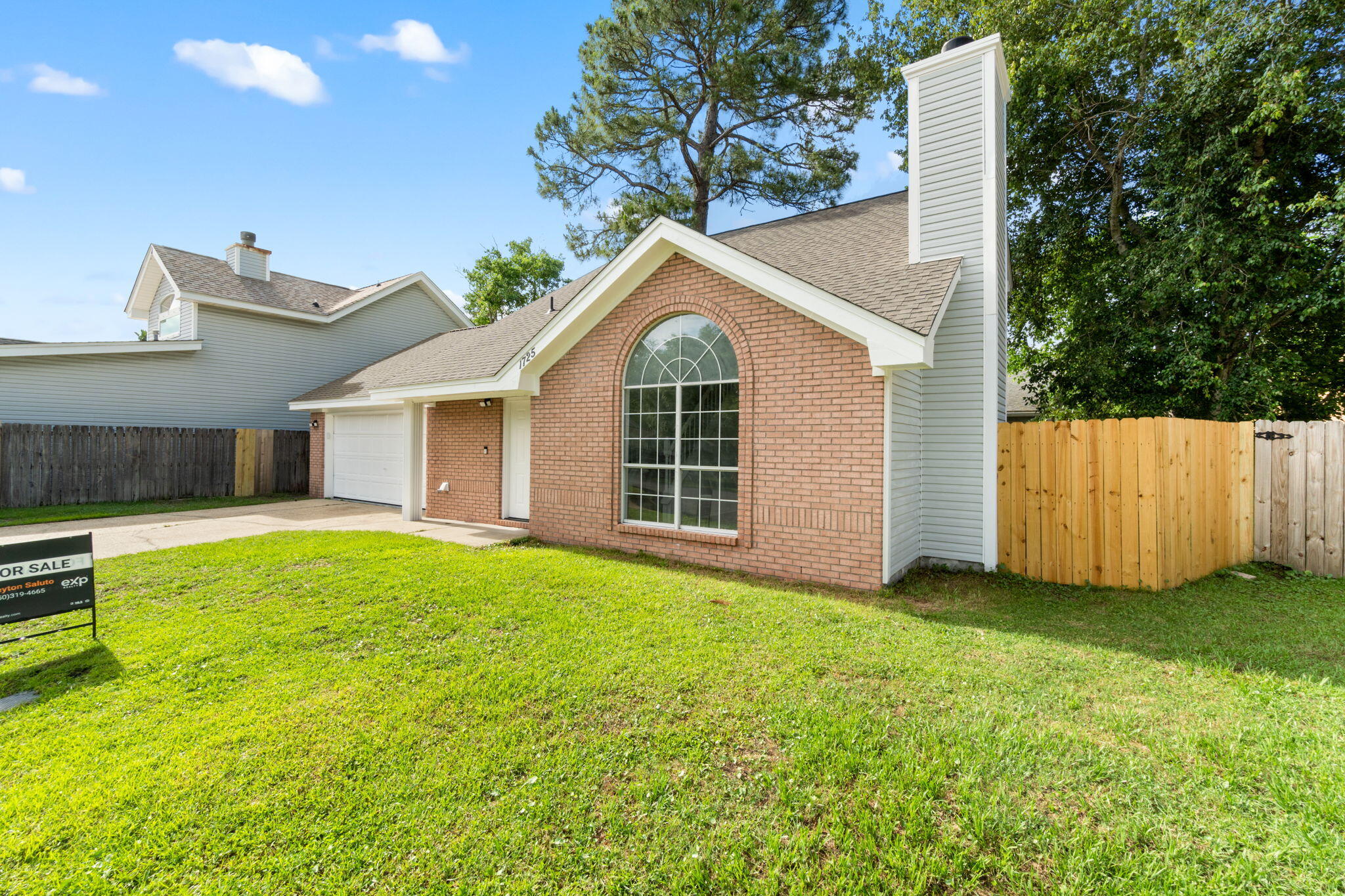 1725 Colonial Court