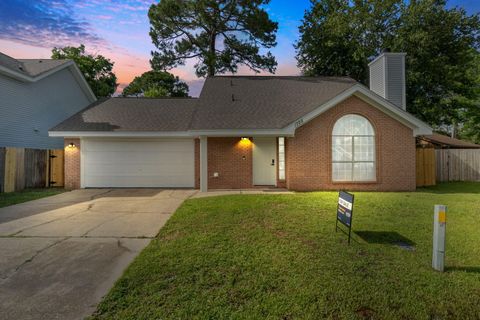 1725 Colonial Court Fort Walton Beach FL 32547