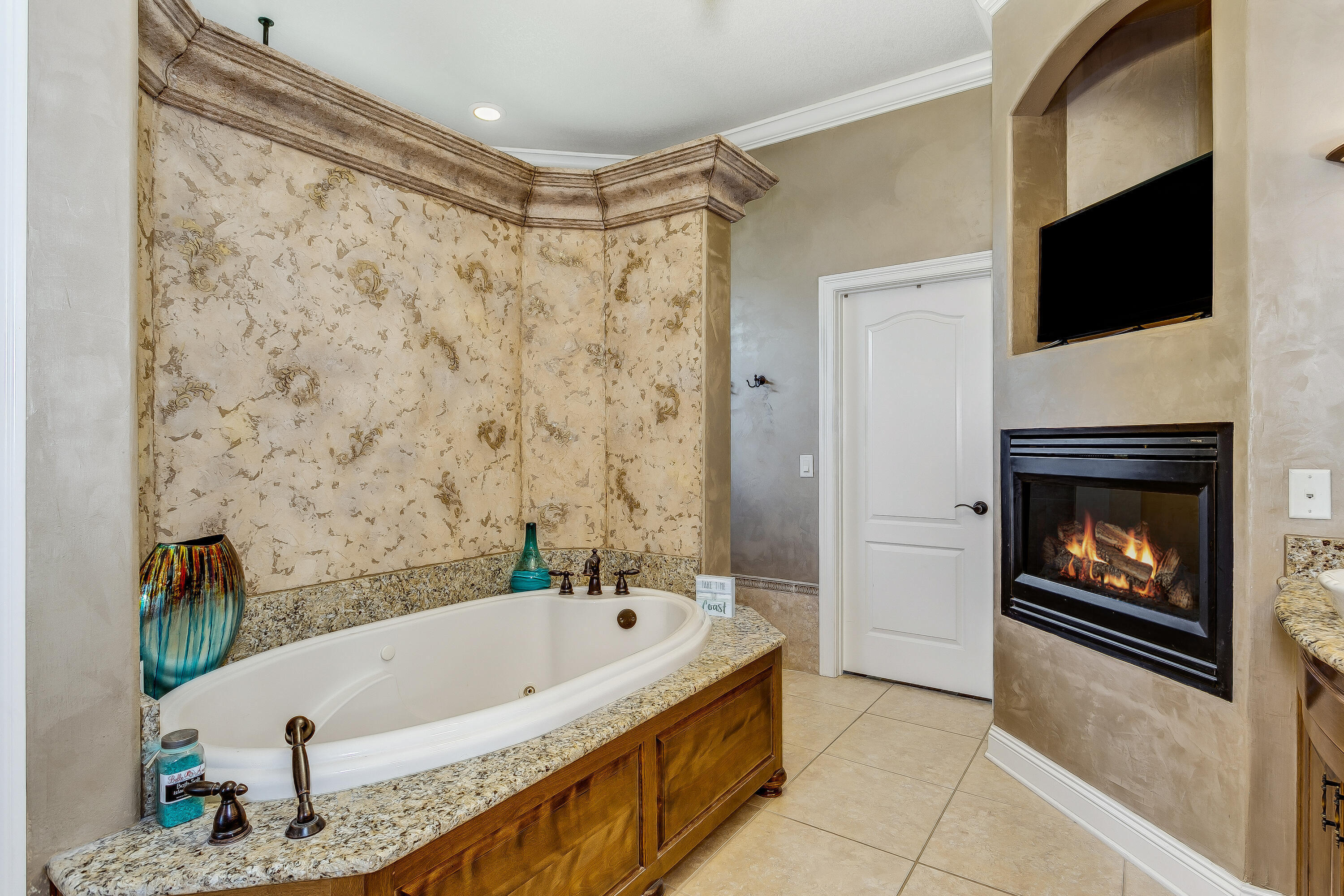 WHITE CEDAR GARDENS - Residential