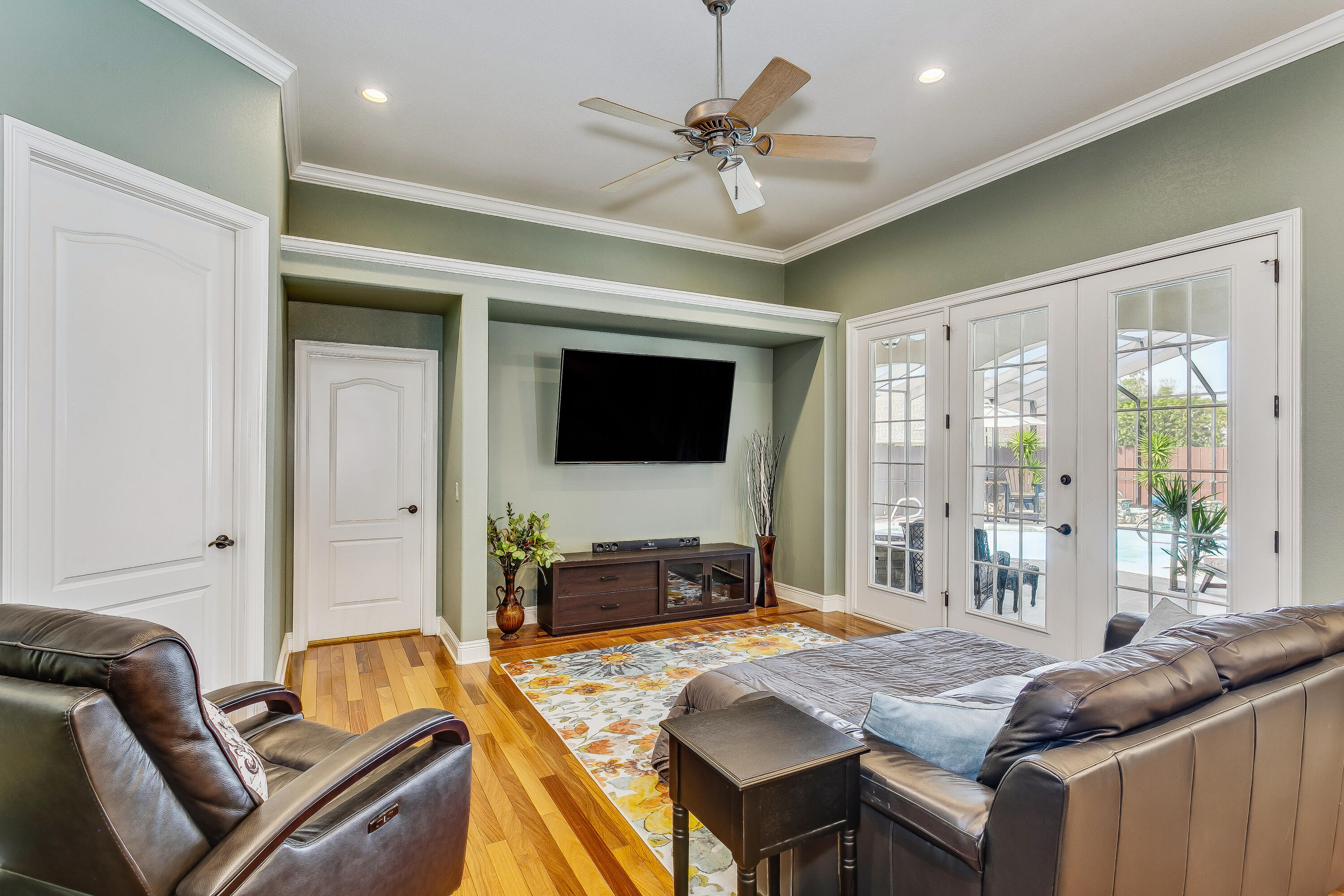 WHITE CEDAR GARDENS - Residential