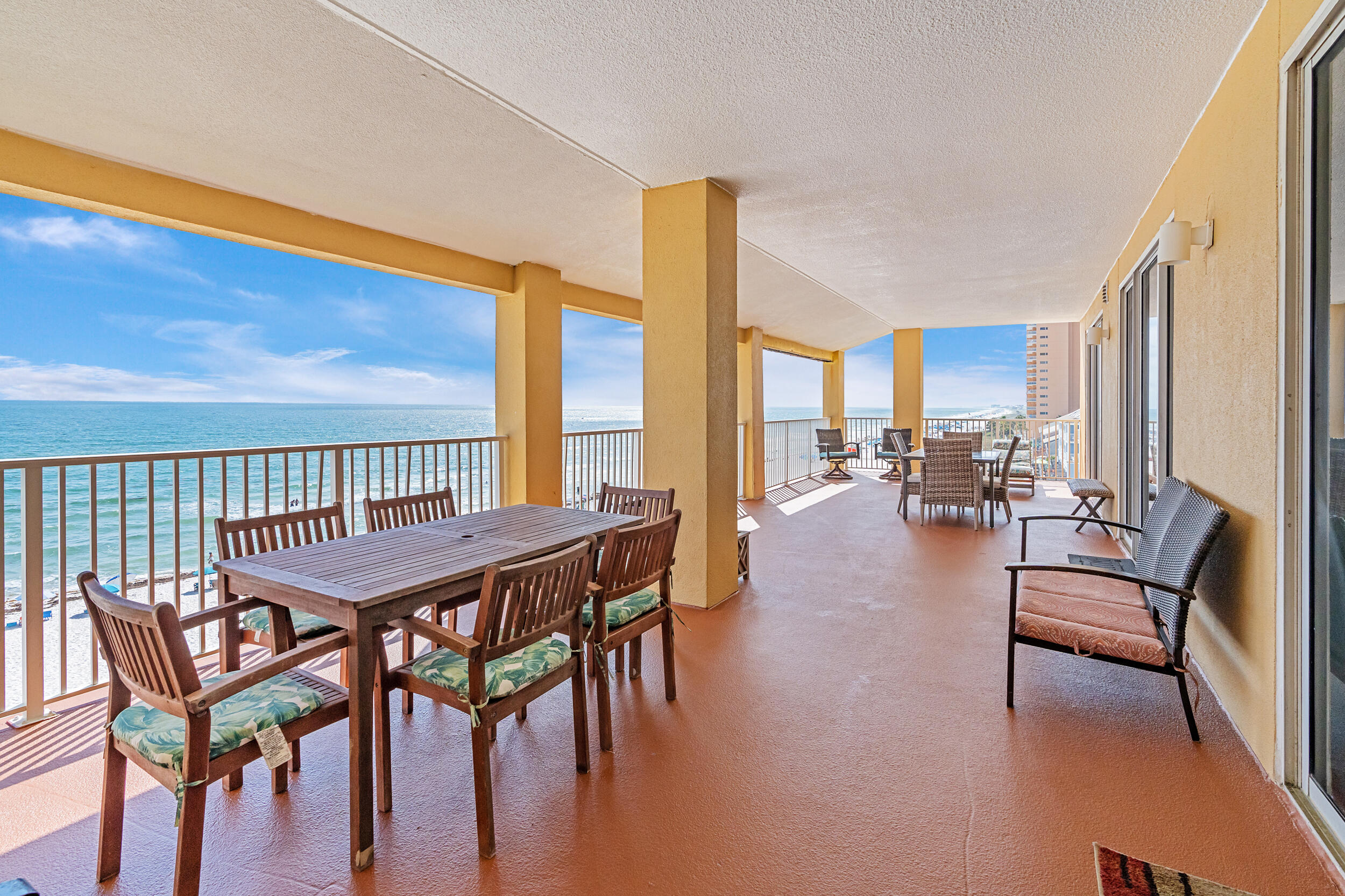 TROPIC WINDS - Residential