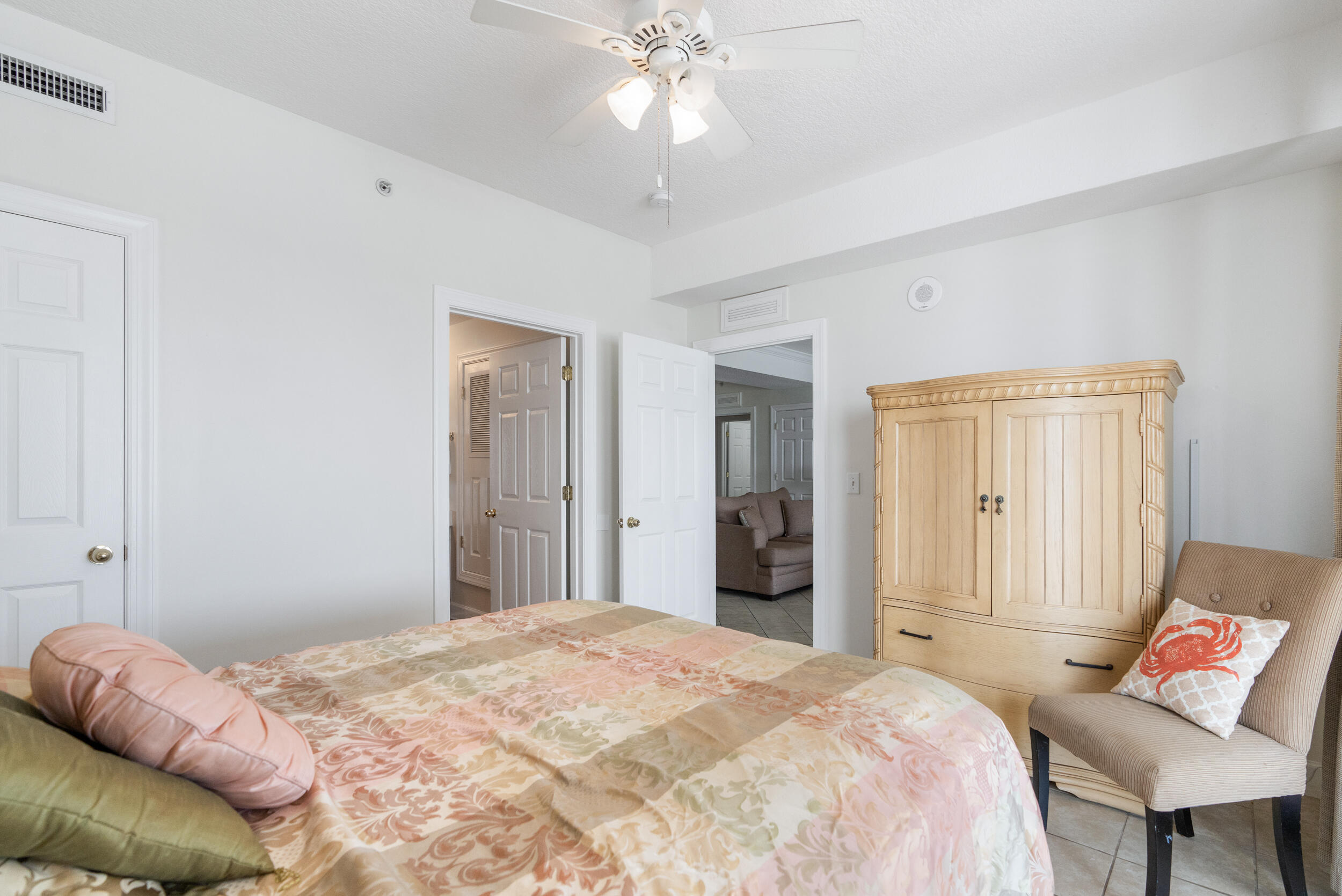 TROPIC WINDS - Residential