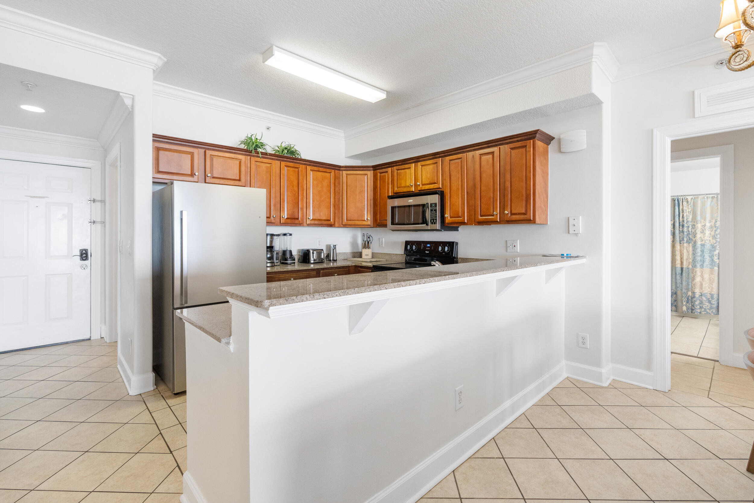 TROPIC WINDS - Residential