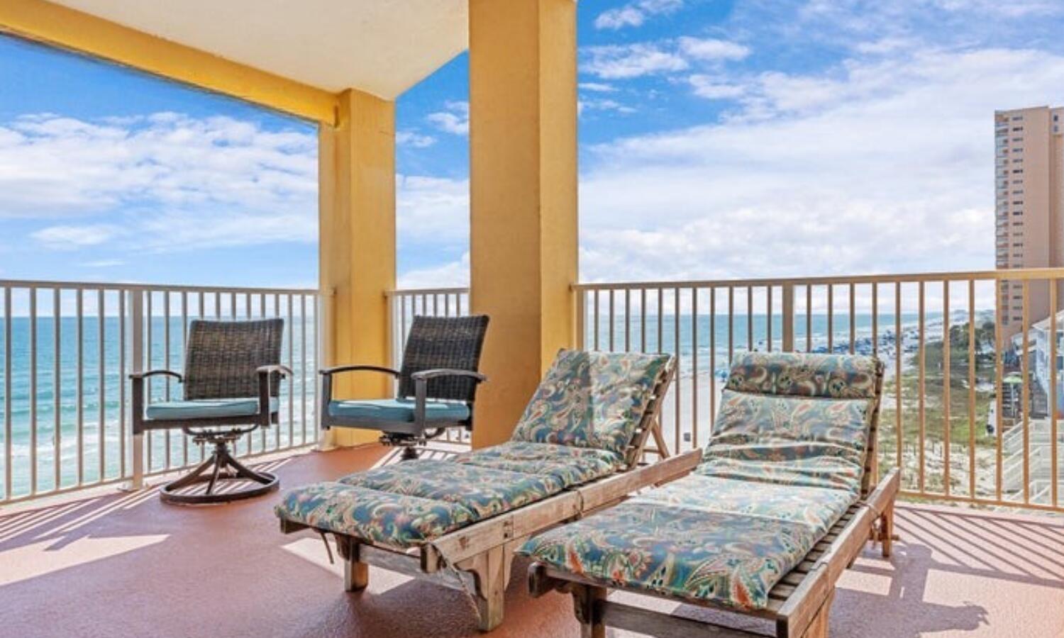 TROPIC WINDS - Residential
