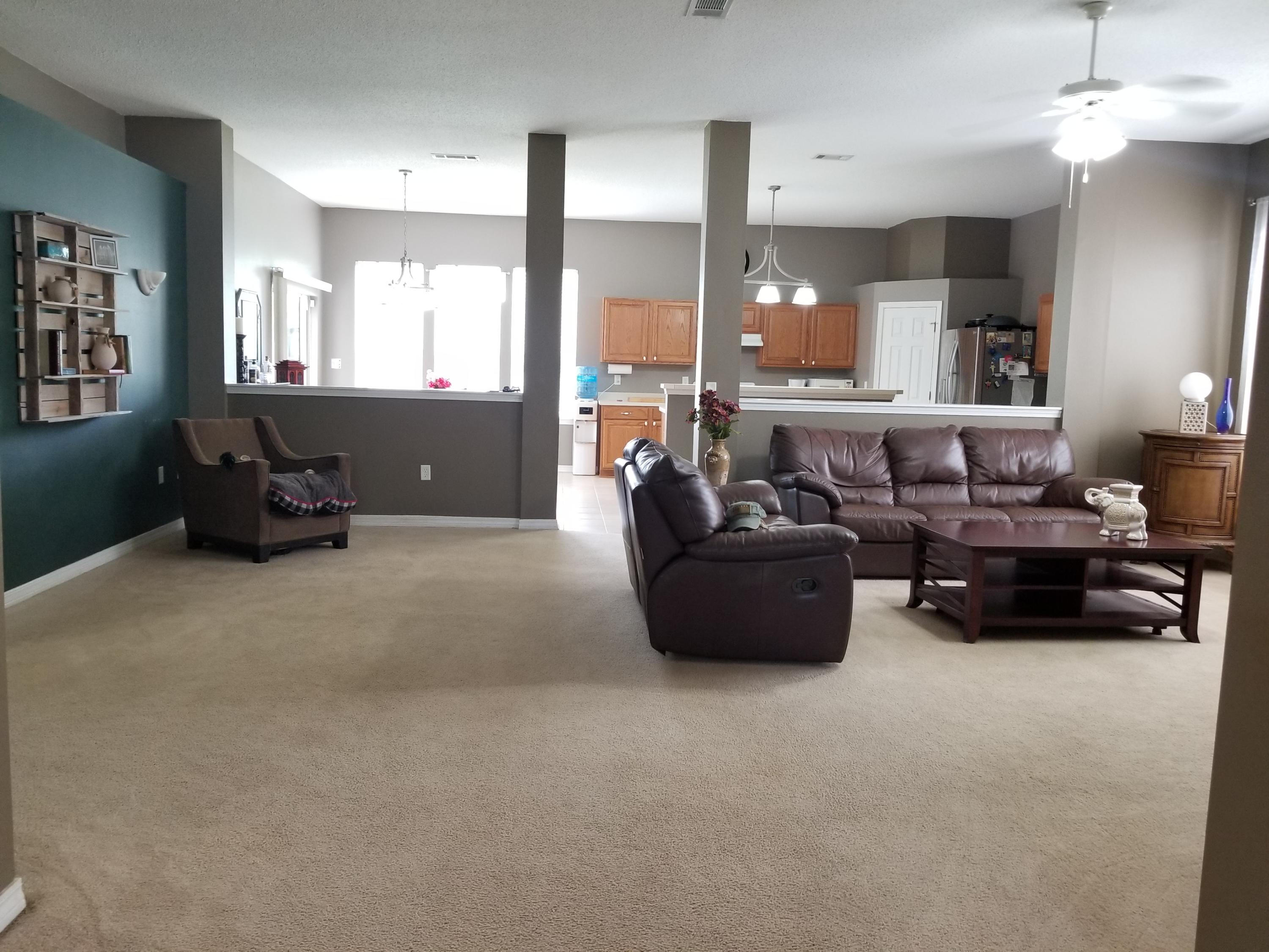 KELLIE'S WAY - Residential