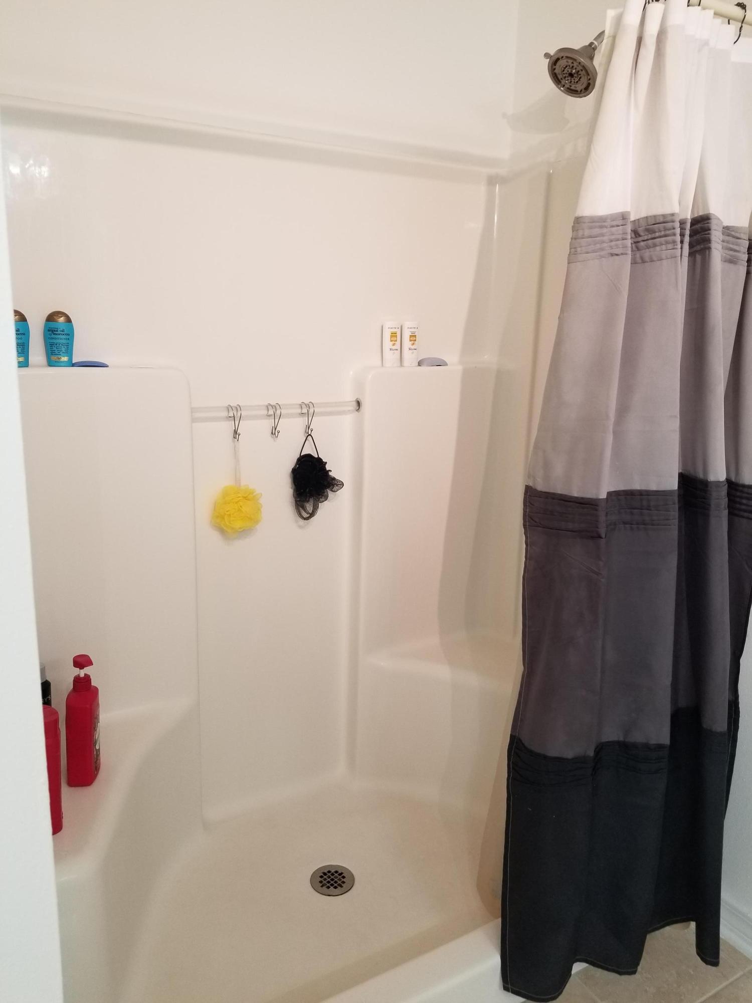 KELLIE'S WAY - Residential