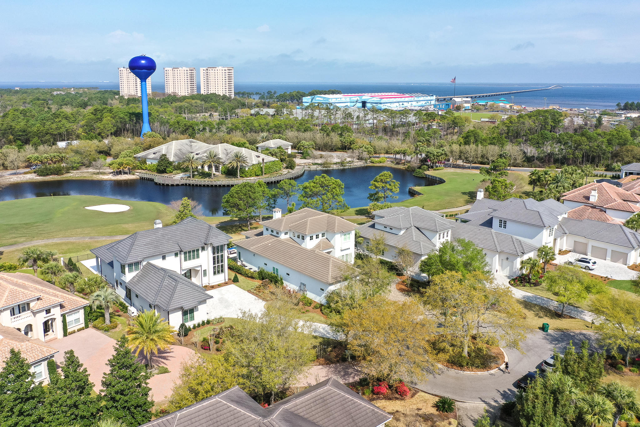 REGATTA BAY - Residential