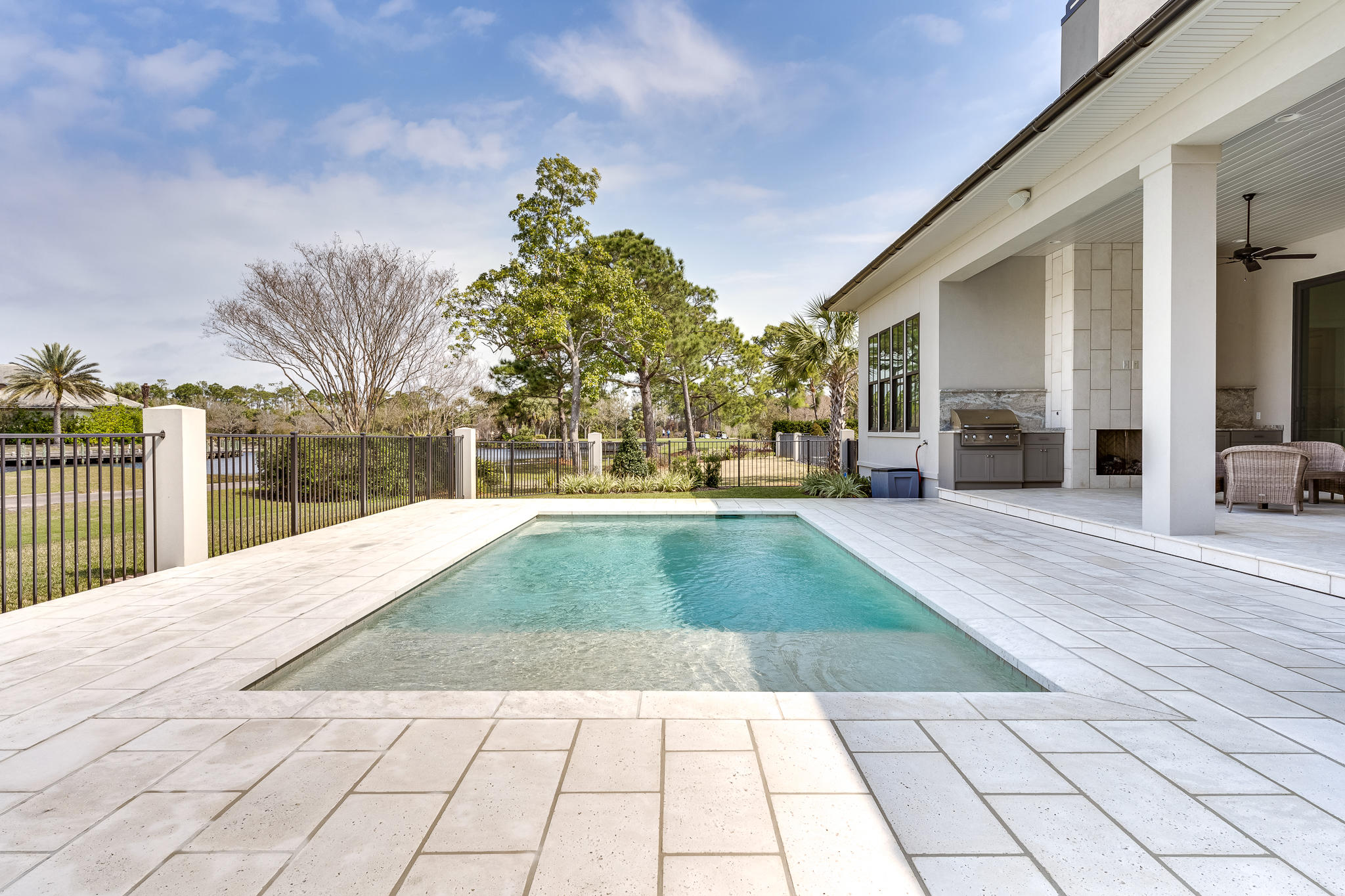 REGATTA BAY - Residential