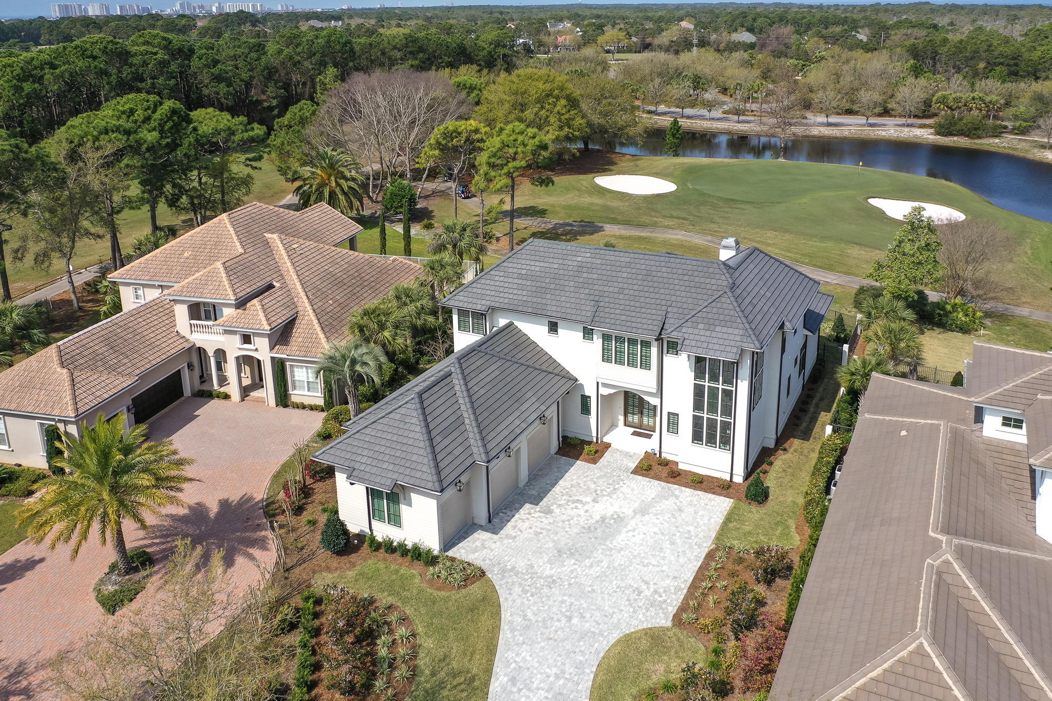 REGATTA BAY - Residential