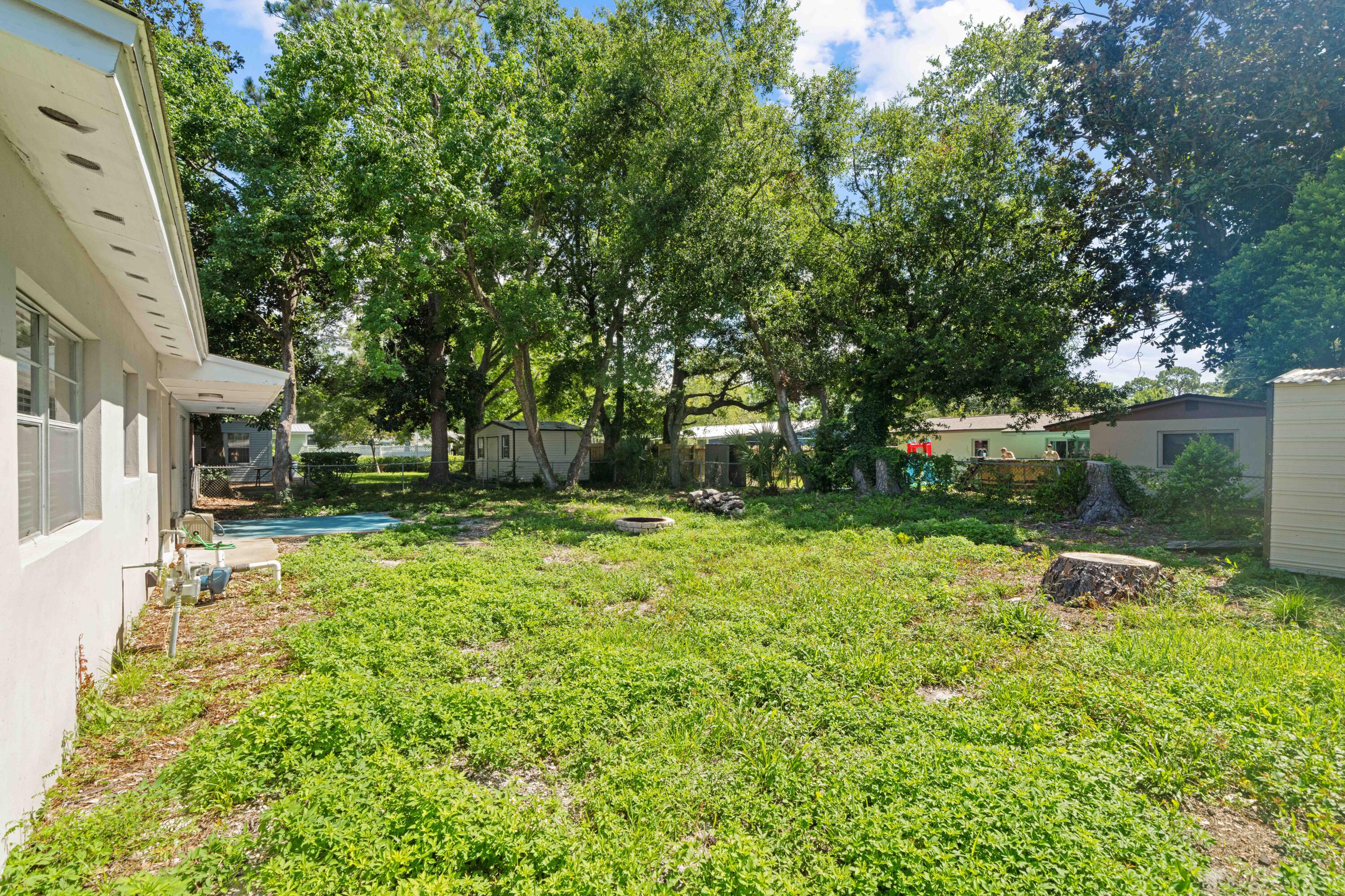 OAK TREE PARK - Residential