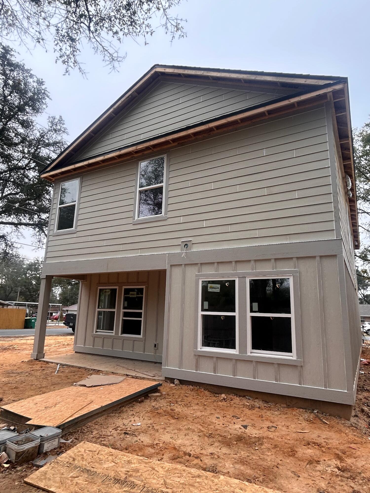 PINECREST - Residential