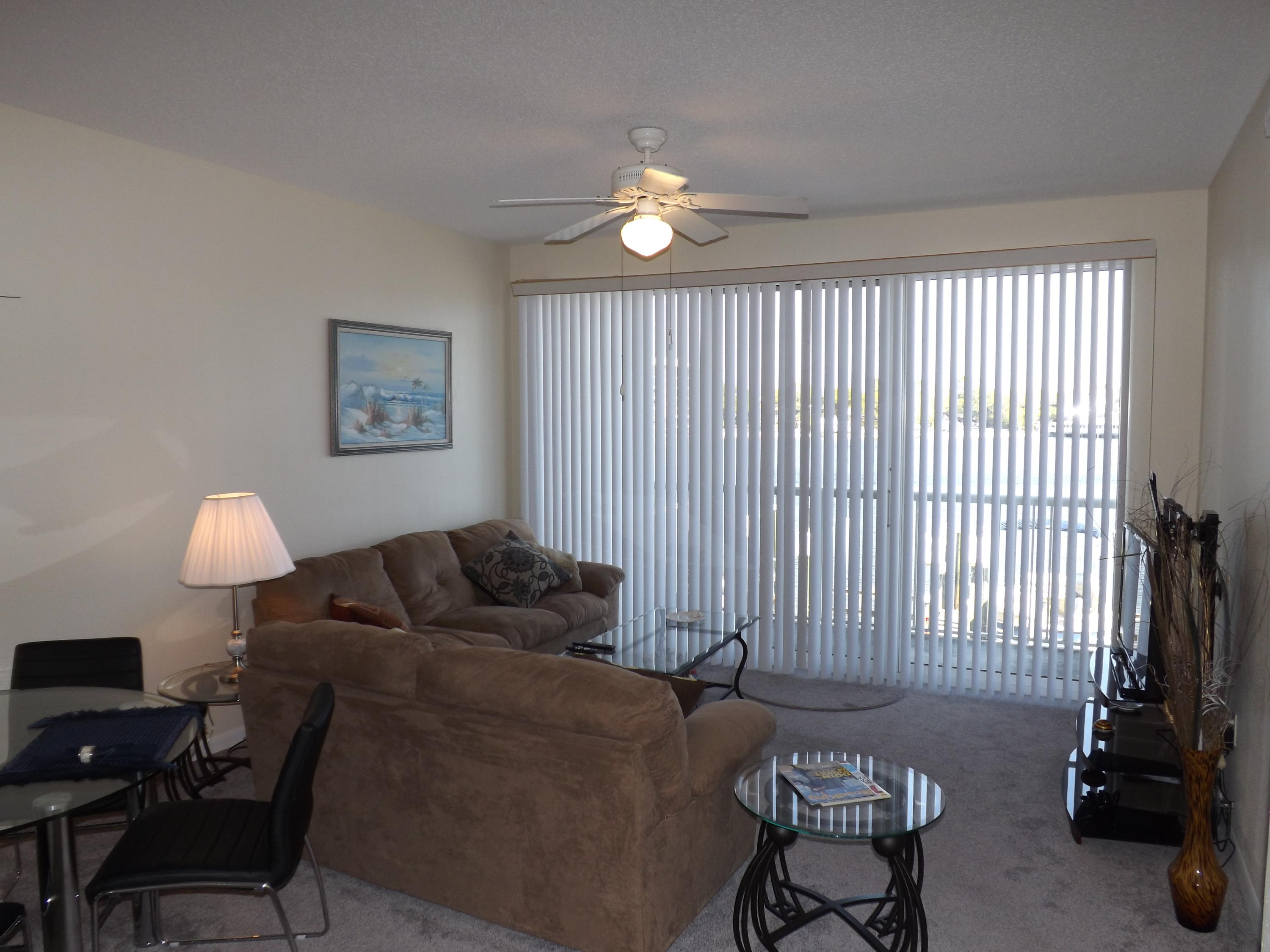 PALM COURT YACHT CLUB - Residential