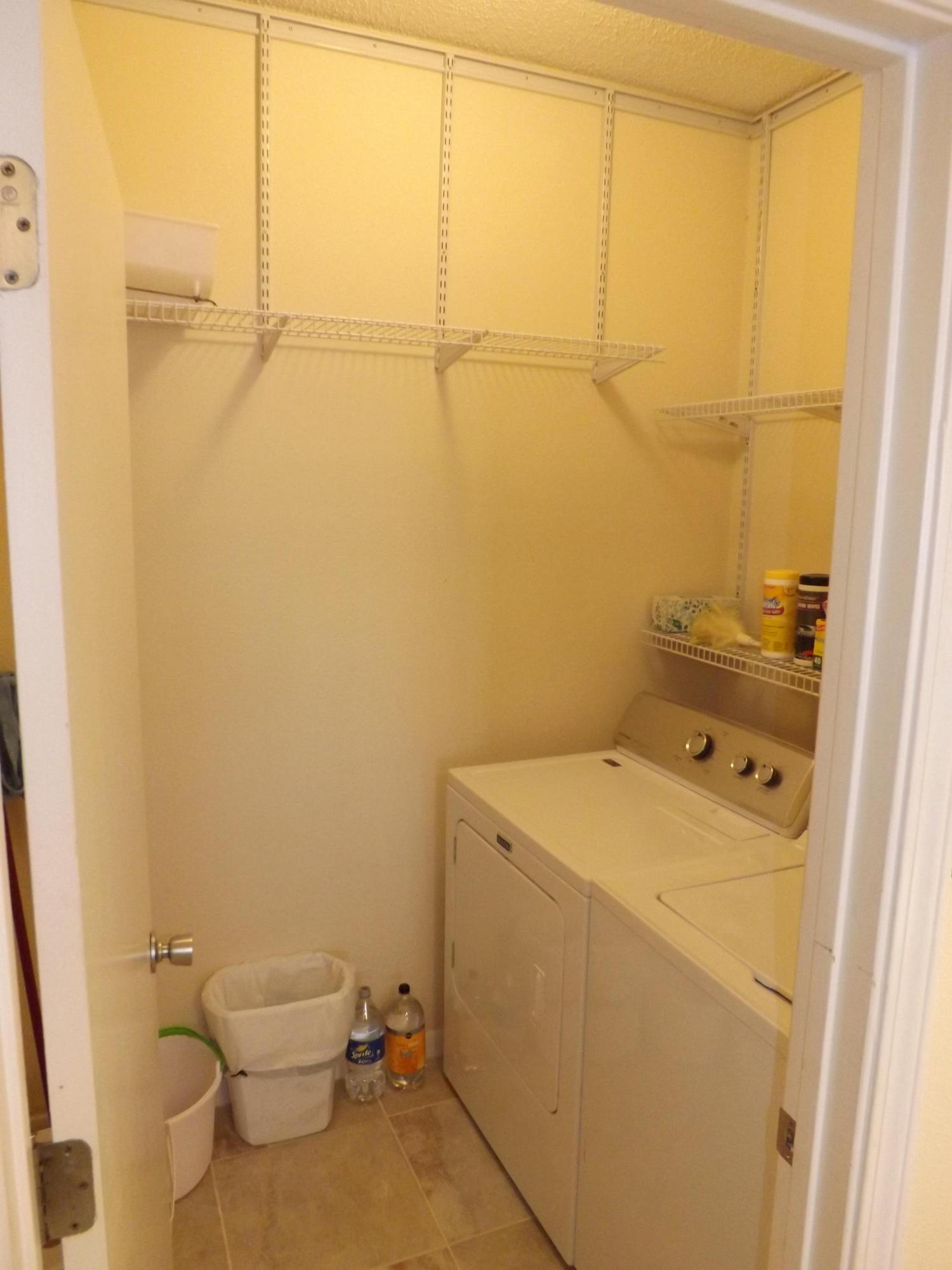 PALM COURT YACHT CLUB - Residential