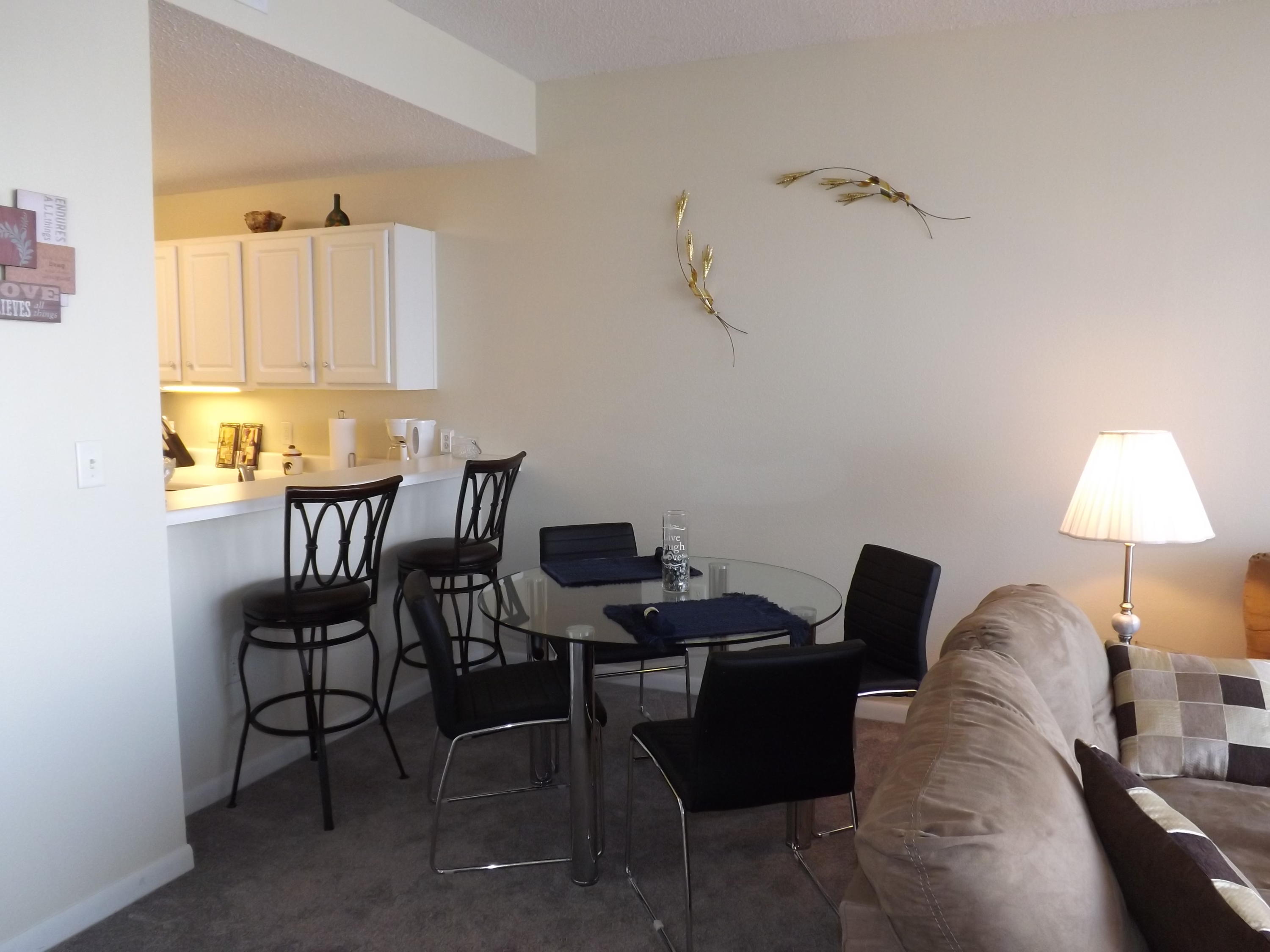 PALM COURT YACHT CLUB - Residential