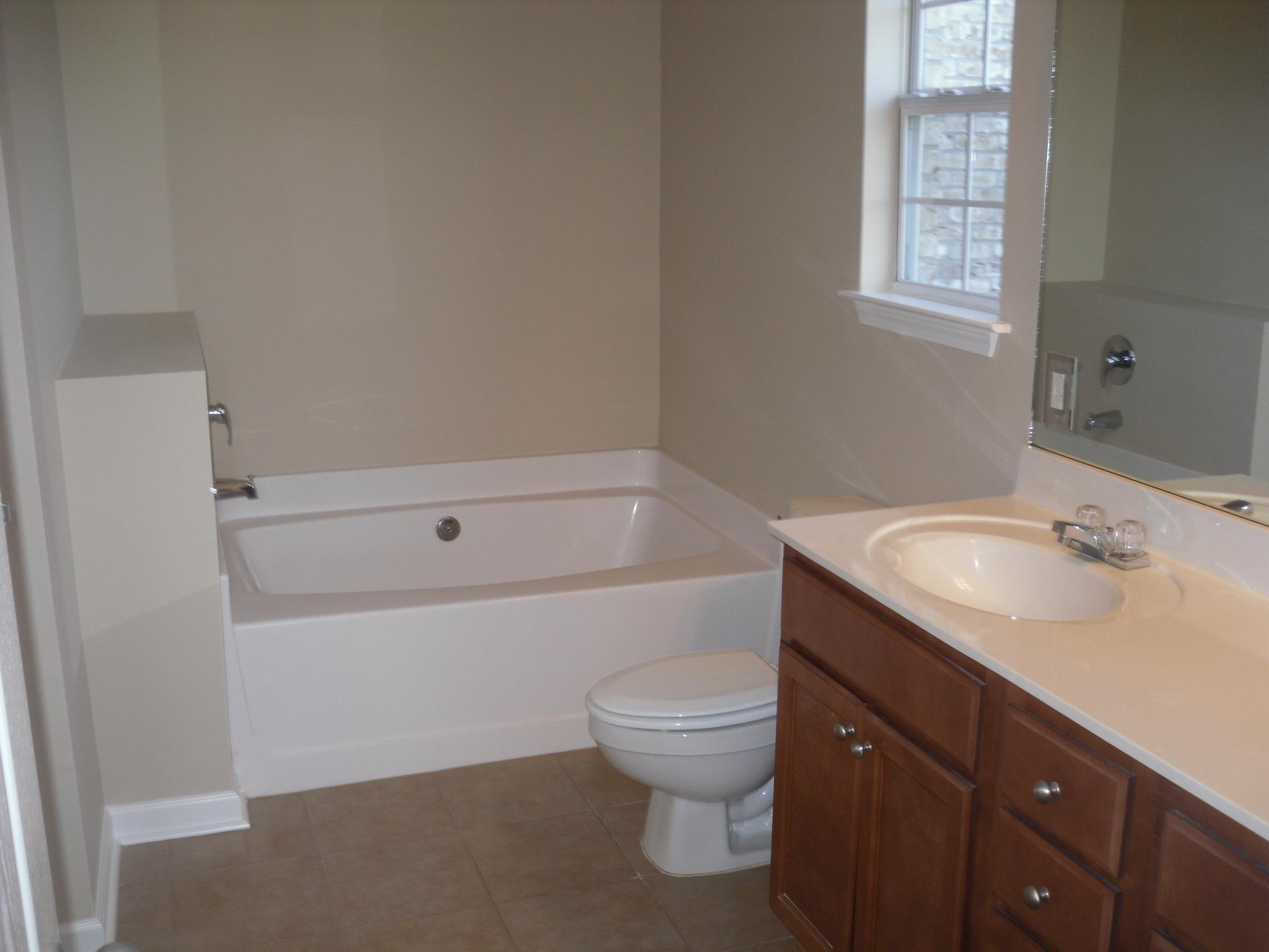 BRANDON OAKS - Residential