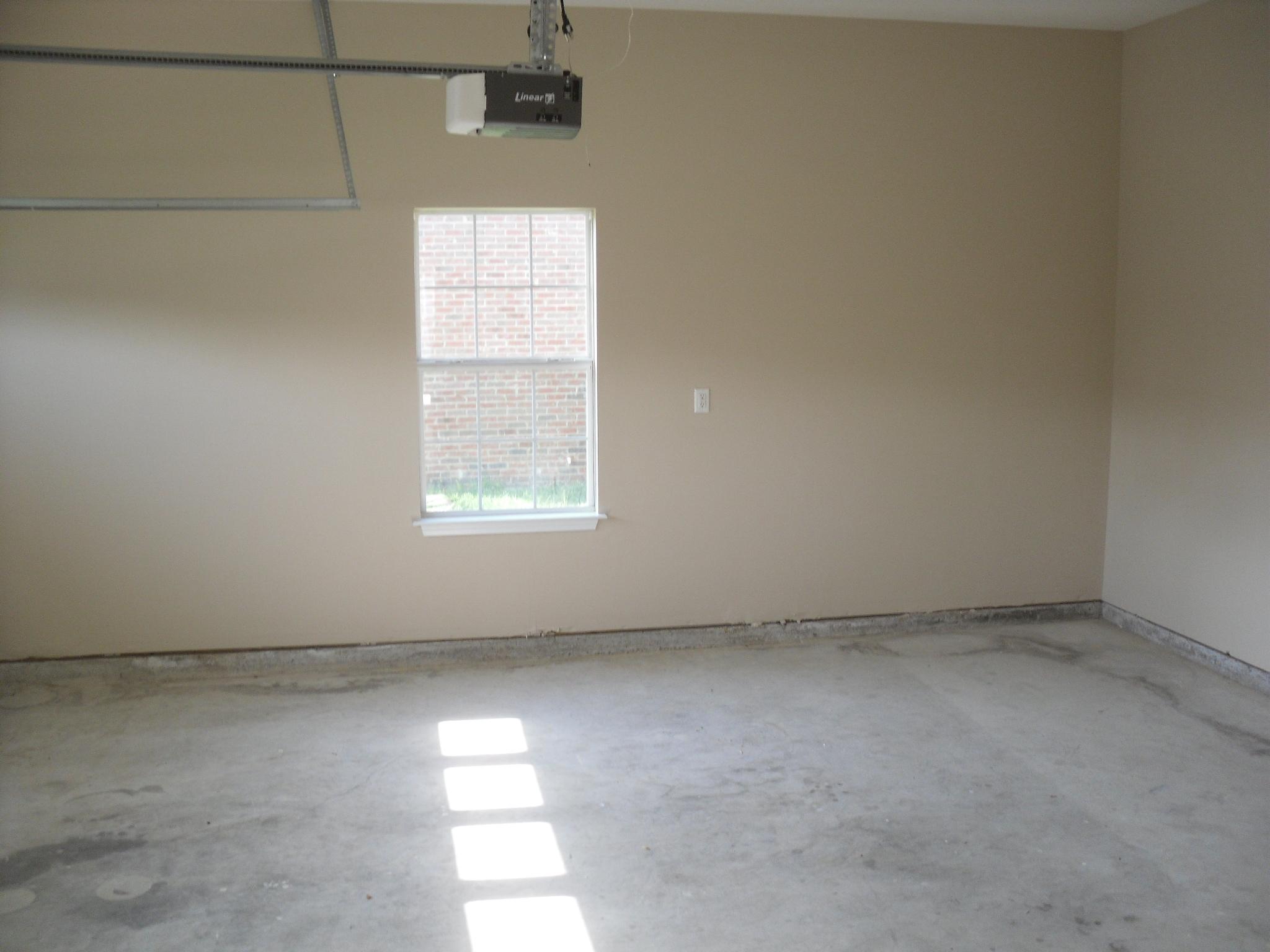 BRANDON OAKS - Residential