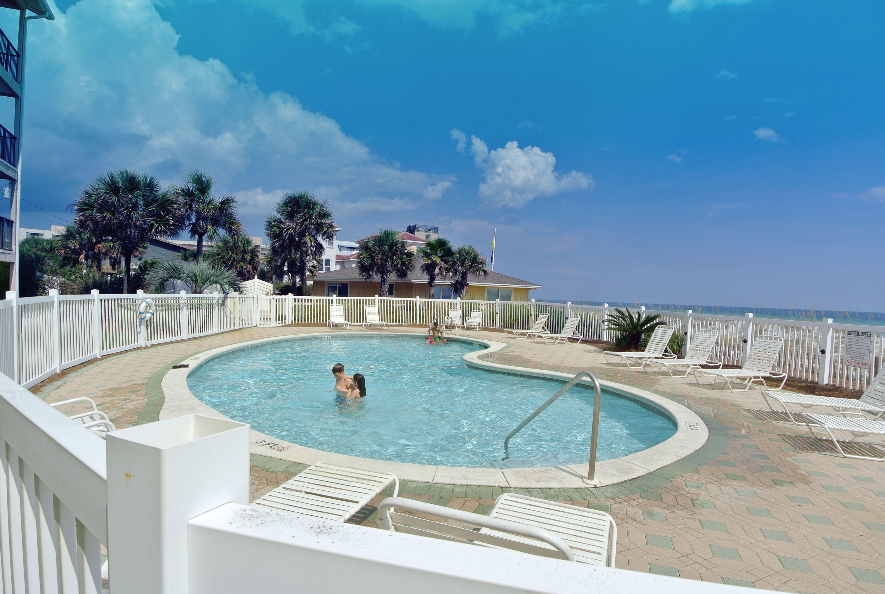 WINDANCER CONDO - Residential