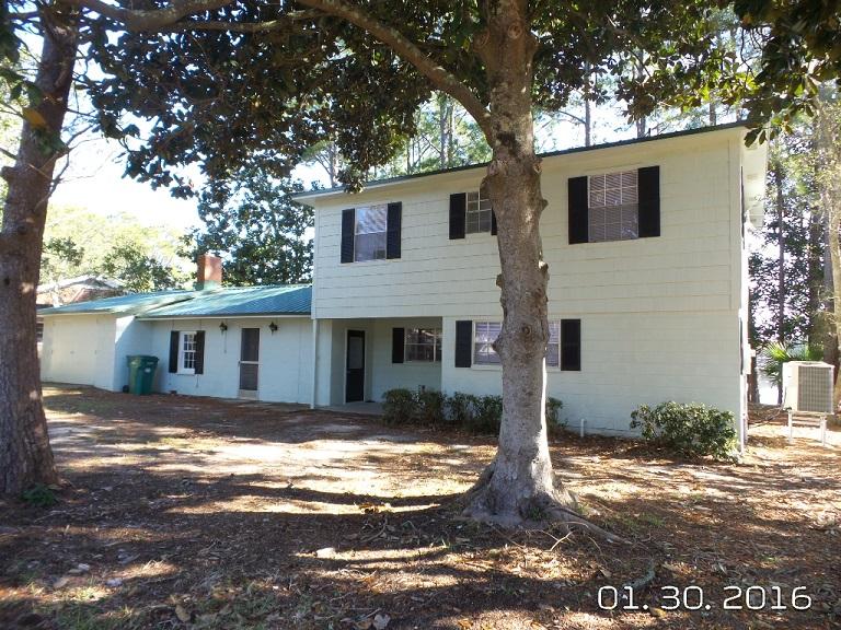 MOONEYS NORTH S/D - Residential Lease