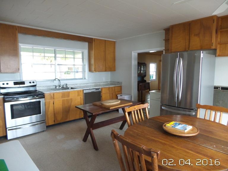 MOONEYS NORTH S/D - Residential Lease