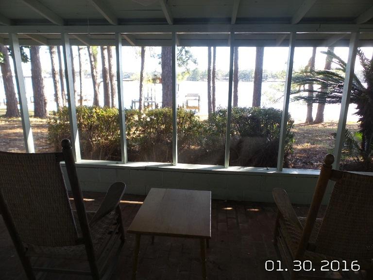 MOONEYS NORTH S/D - Residential Lease