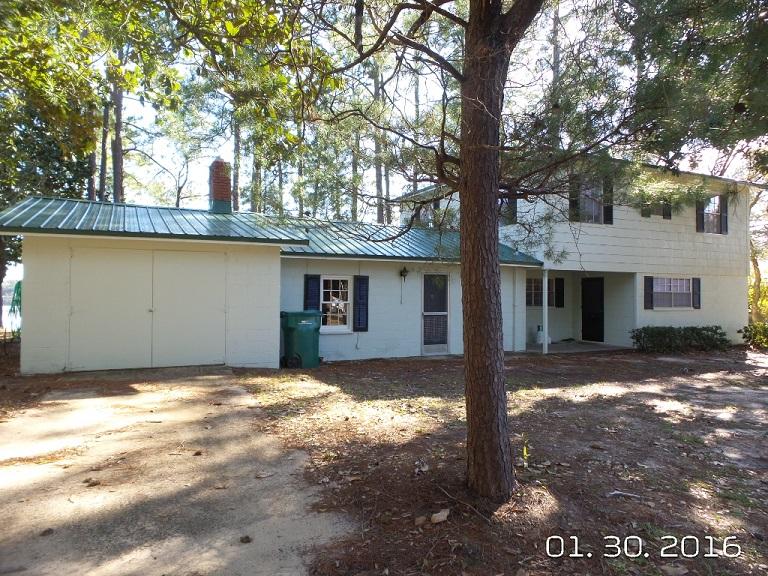 MOONEYS NORTH S/D - Residential Lease