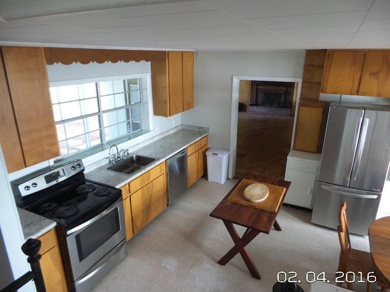 MOONEYS NORTH S/D - Residential Lease