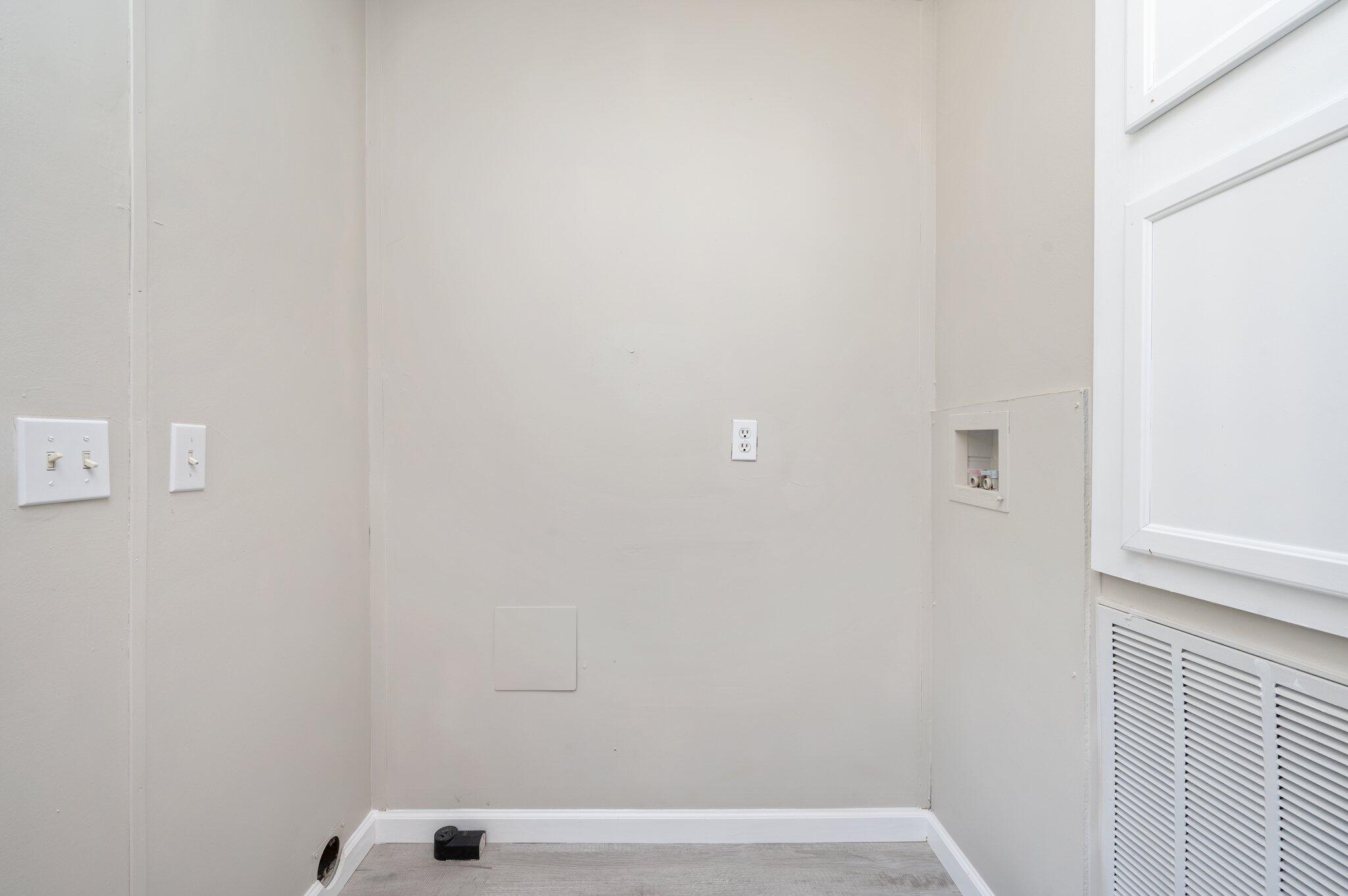 NONESUCH WAY - Residential