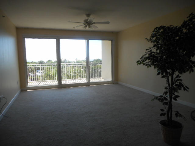 STERLING SHORES - Residential