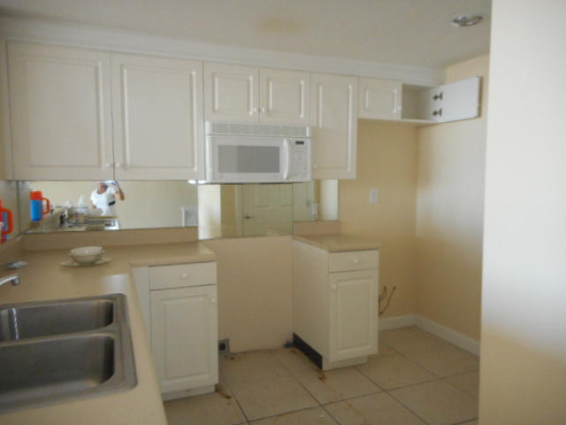 STERLING SHORES - Residential