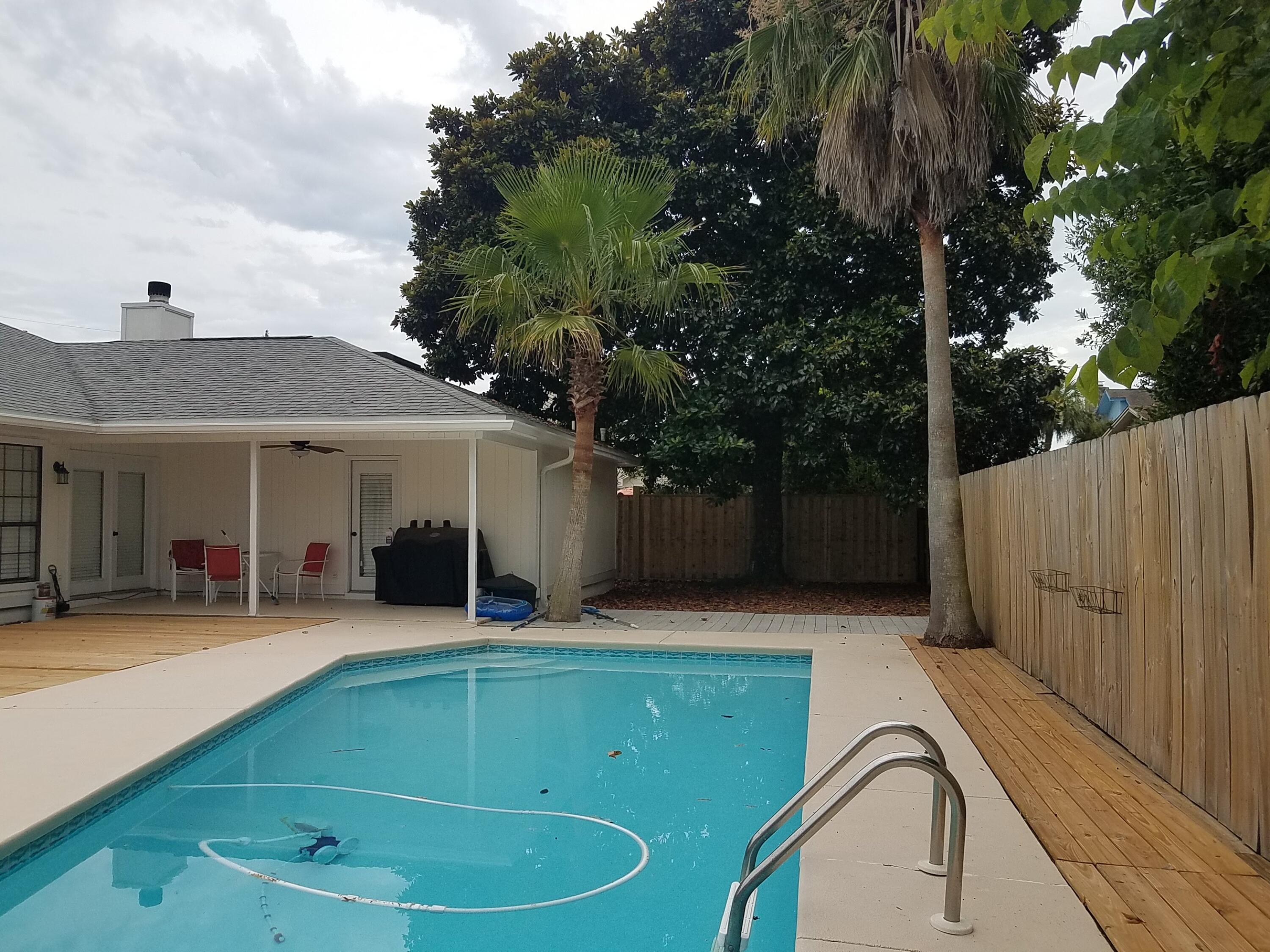 RUSHLIN PARK S/D PH 2 - Residential