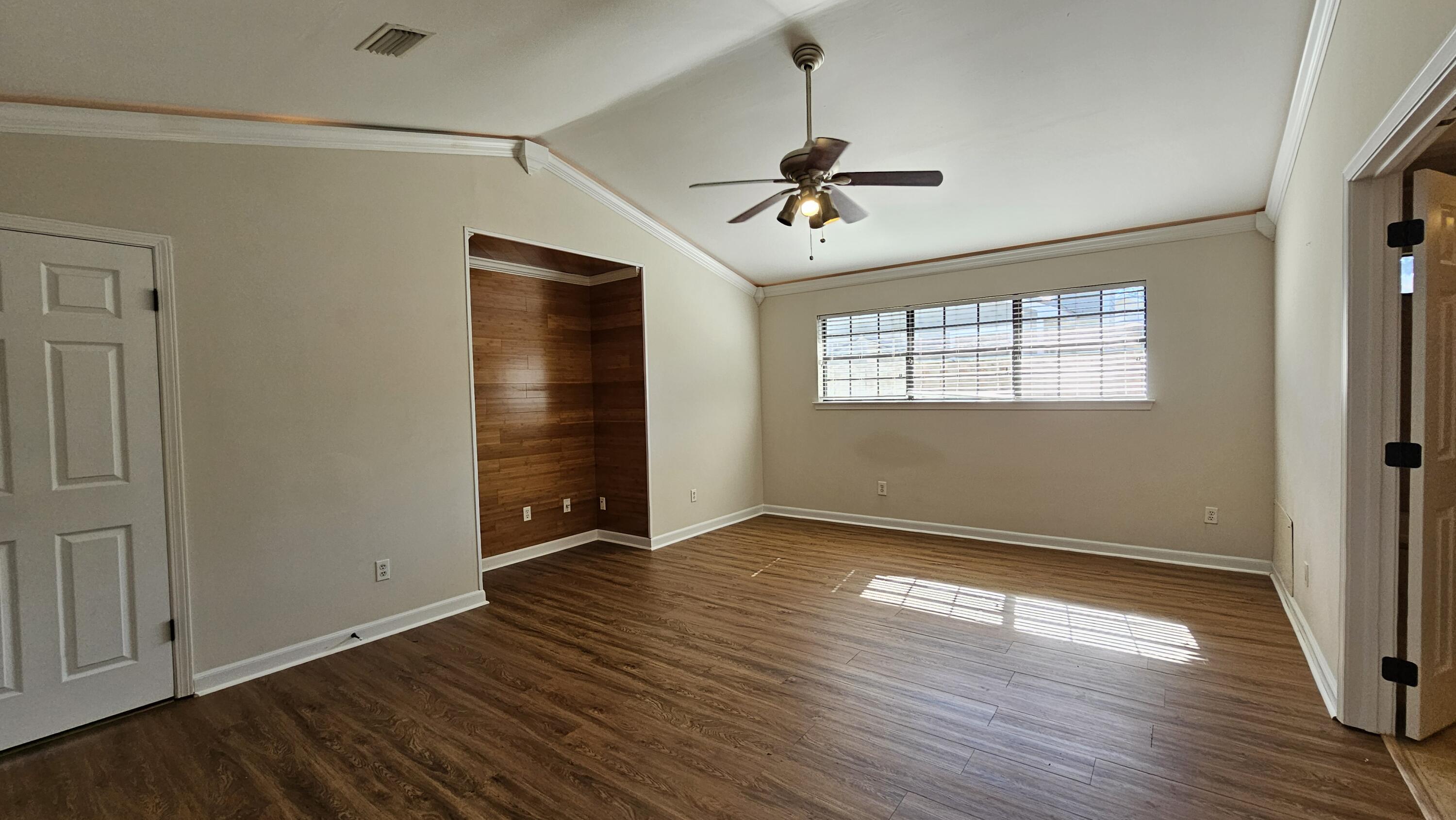 RUSHLIN PARK S/D PH 2 - Residential