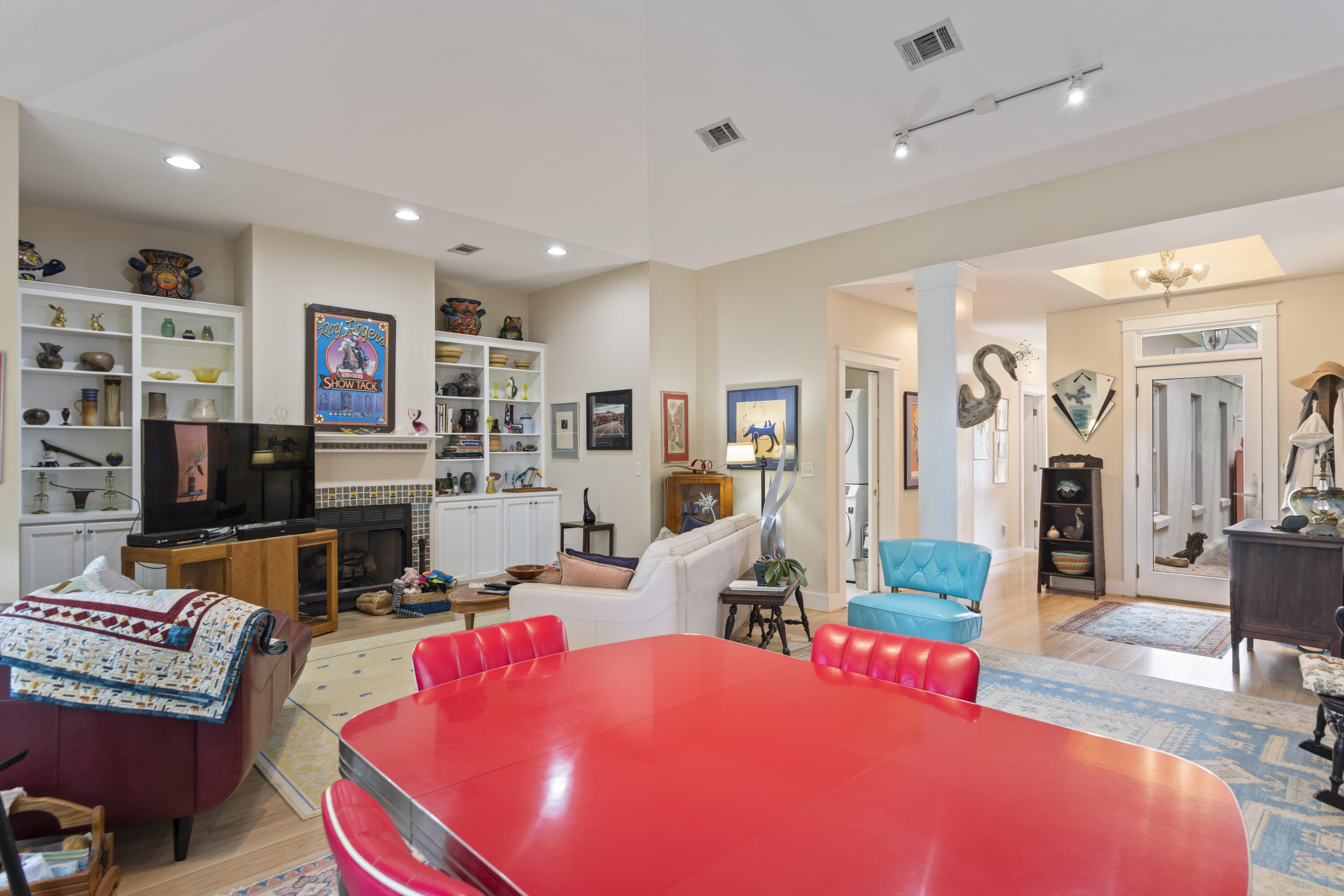 GULF SHORE MANOR - Residential