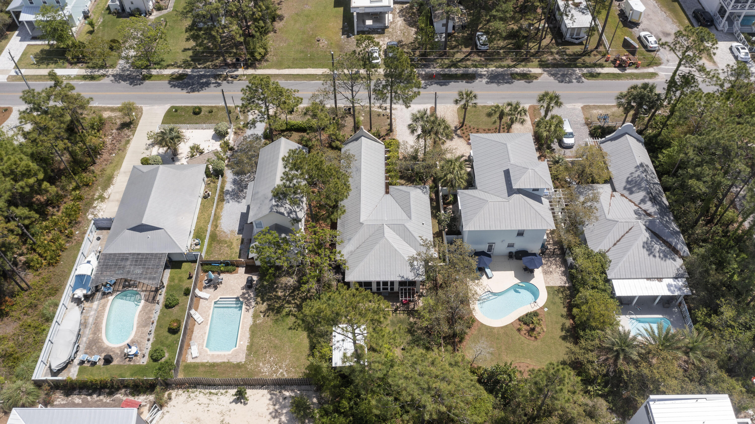 GULF SHORE MANOR - Residential