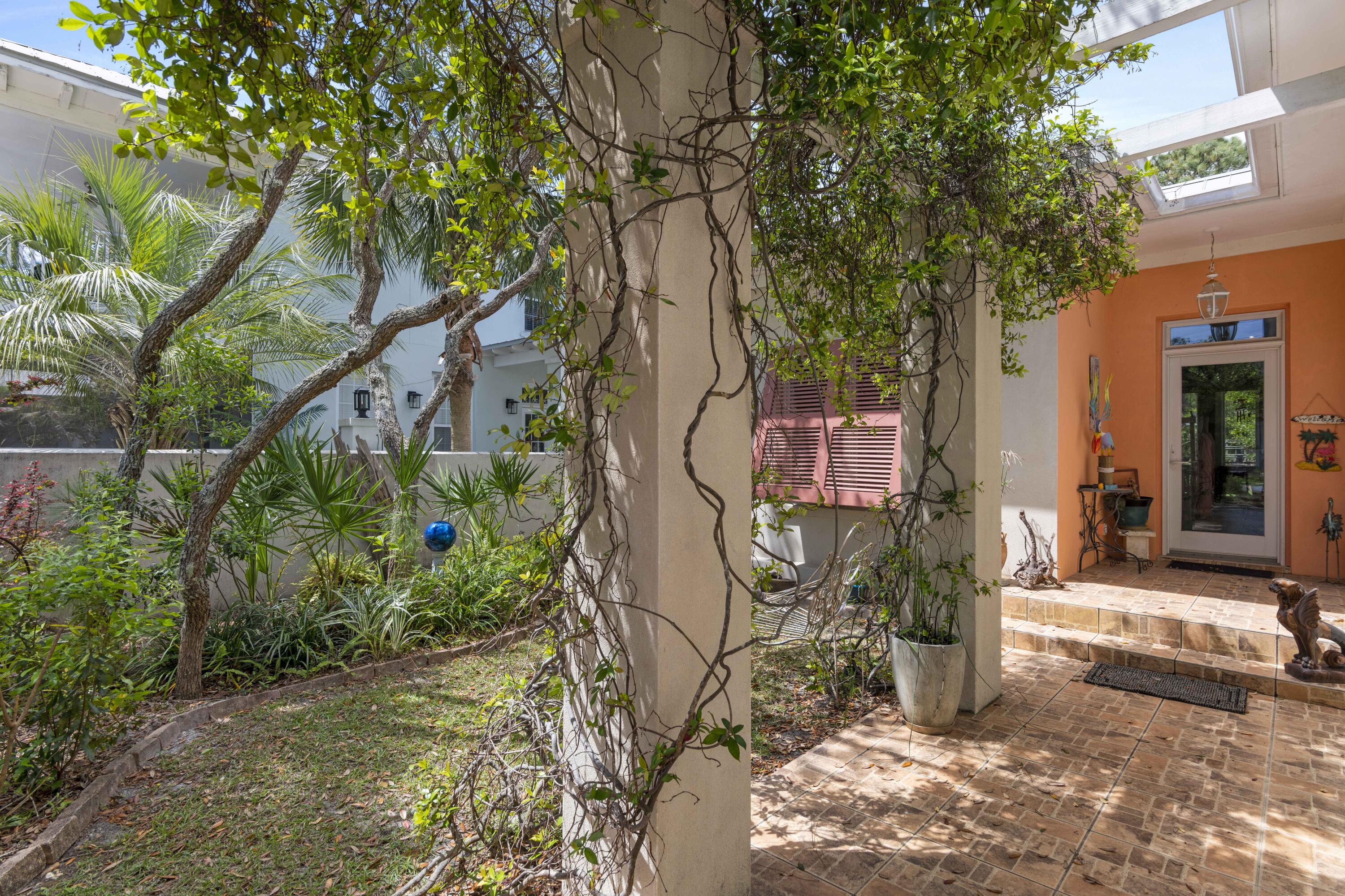 GULF SHORE MANOR - Residential