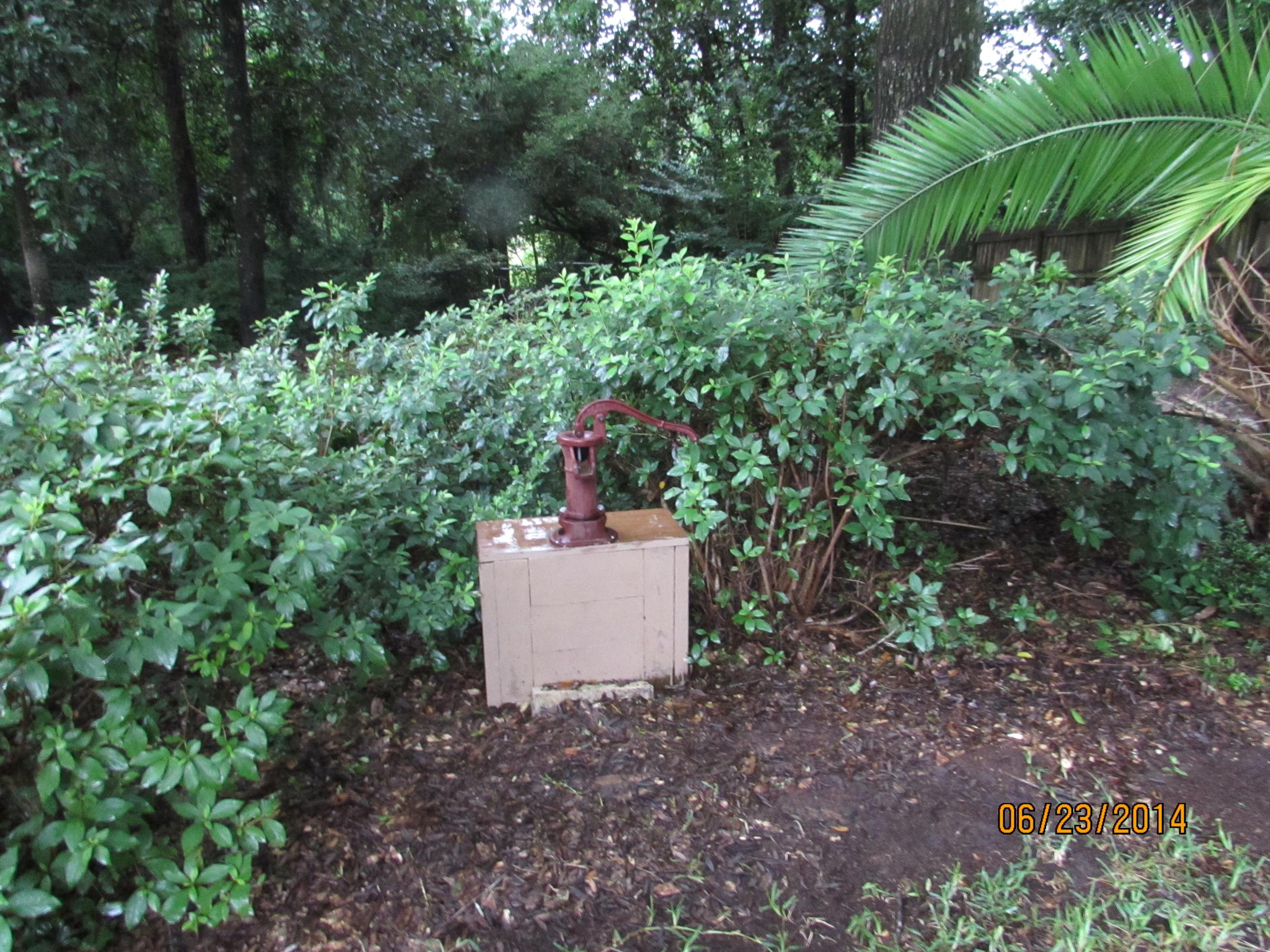 EDGEWATER VILLAGE NORTH - Residential