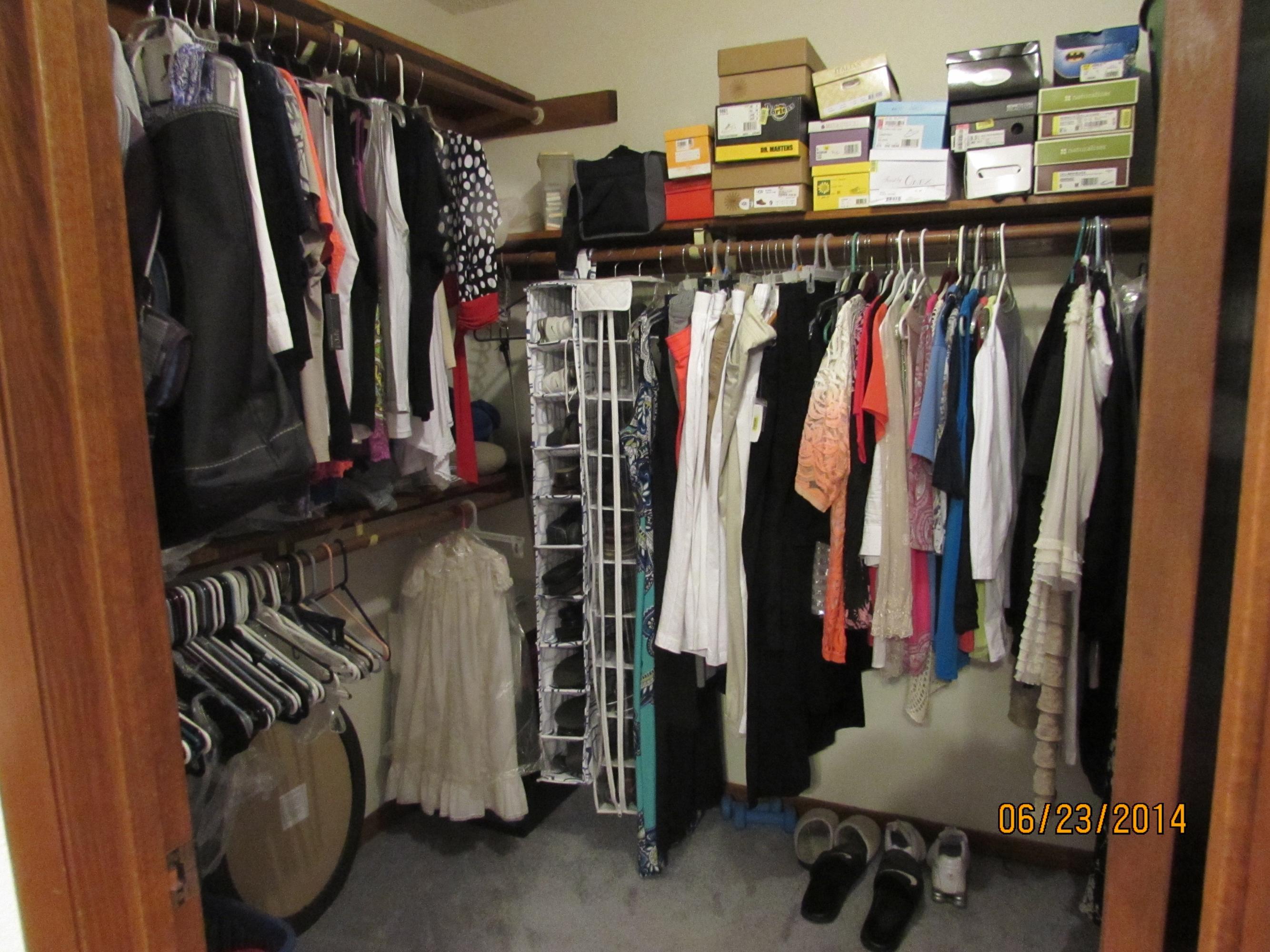 EDGEWATER VILLAGE NORTH - Residential