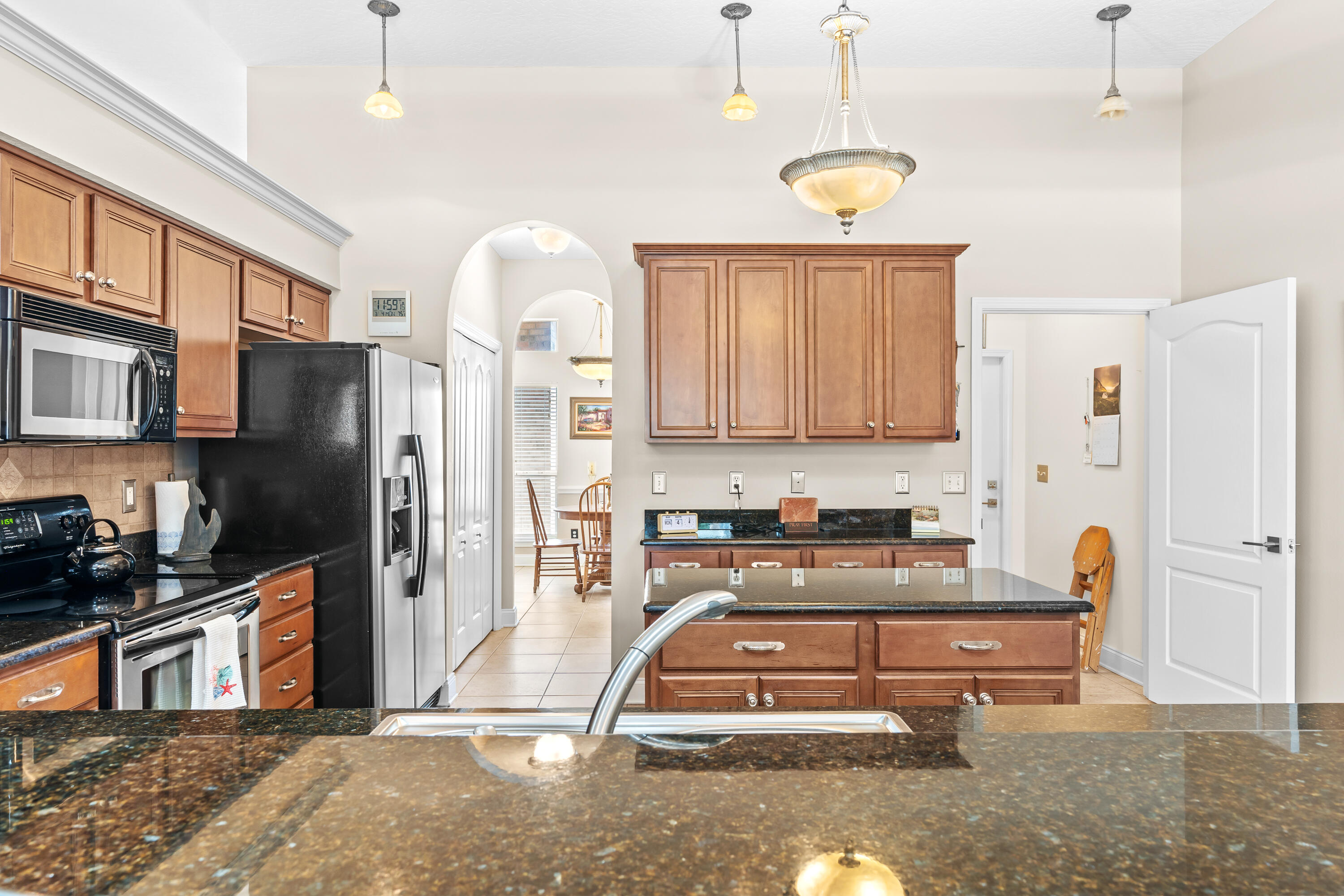 BRIDGEPORT COLONY - Residential