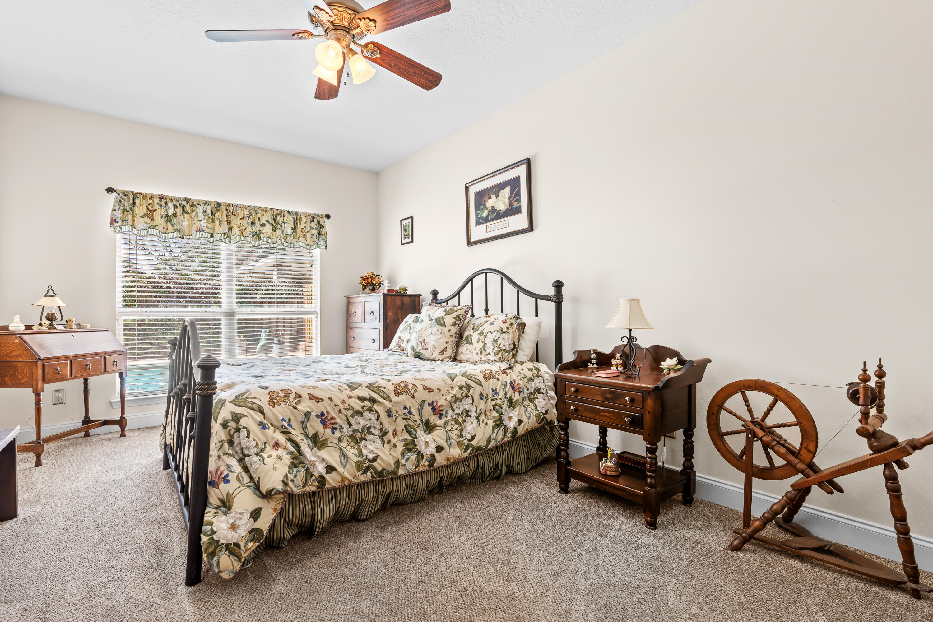 BRIDGEPORT COLONY - Residential