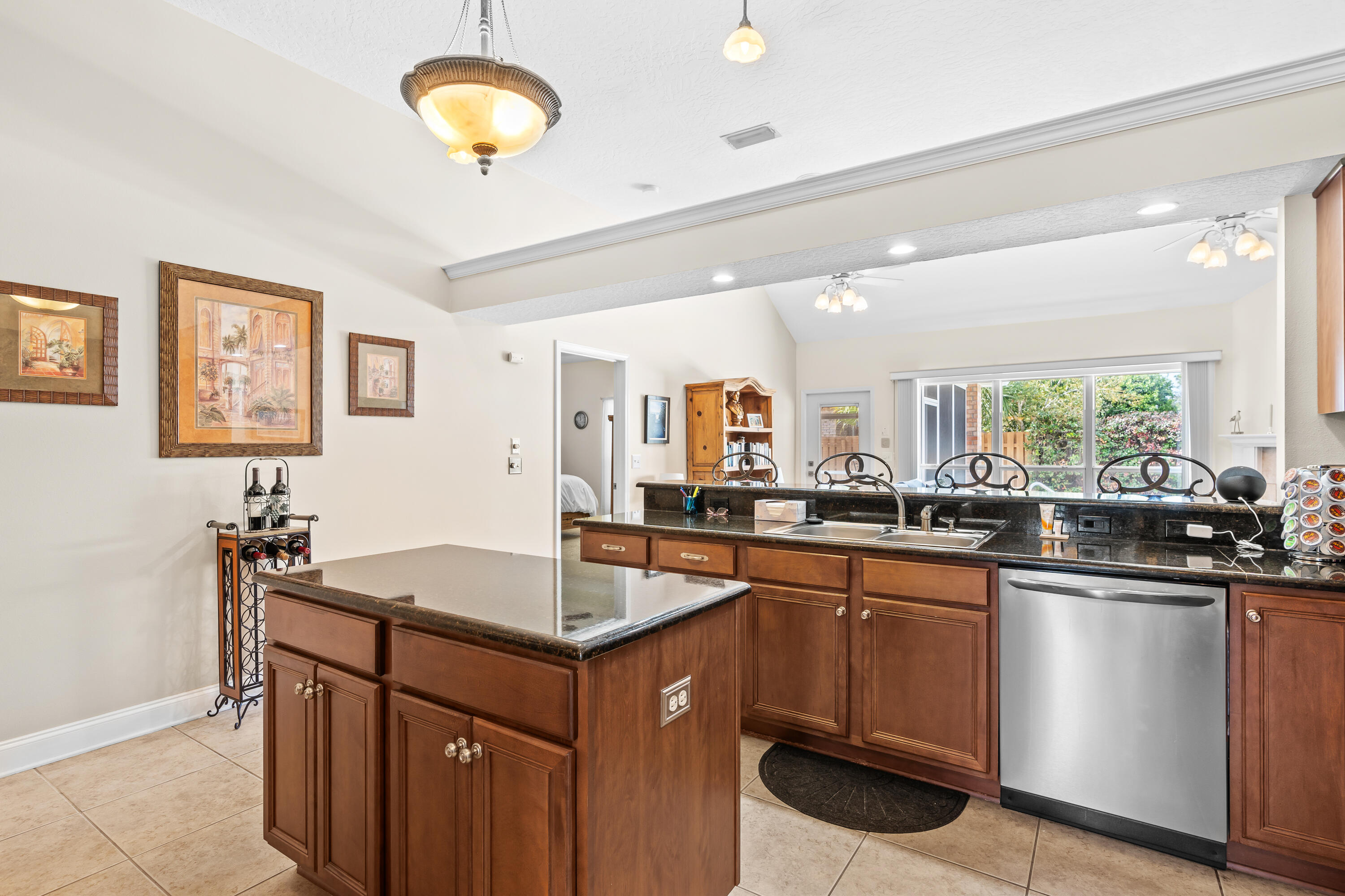 BRIDGEPORT COLONY - Residential