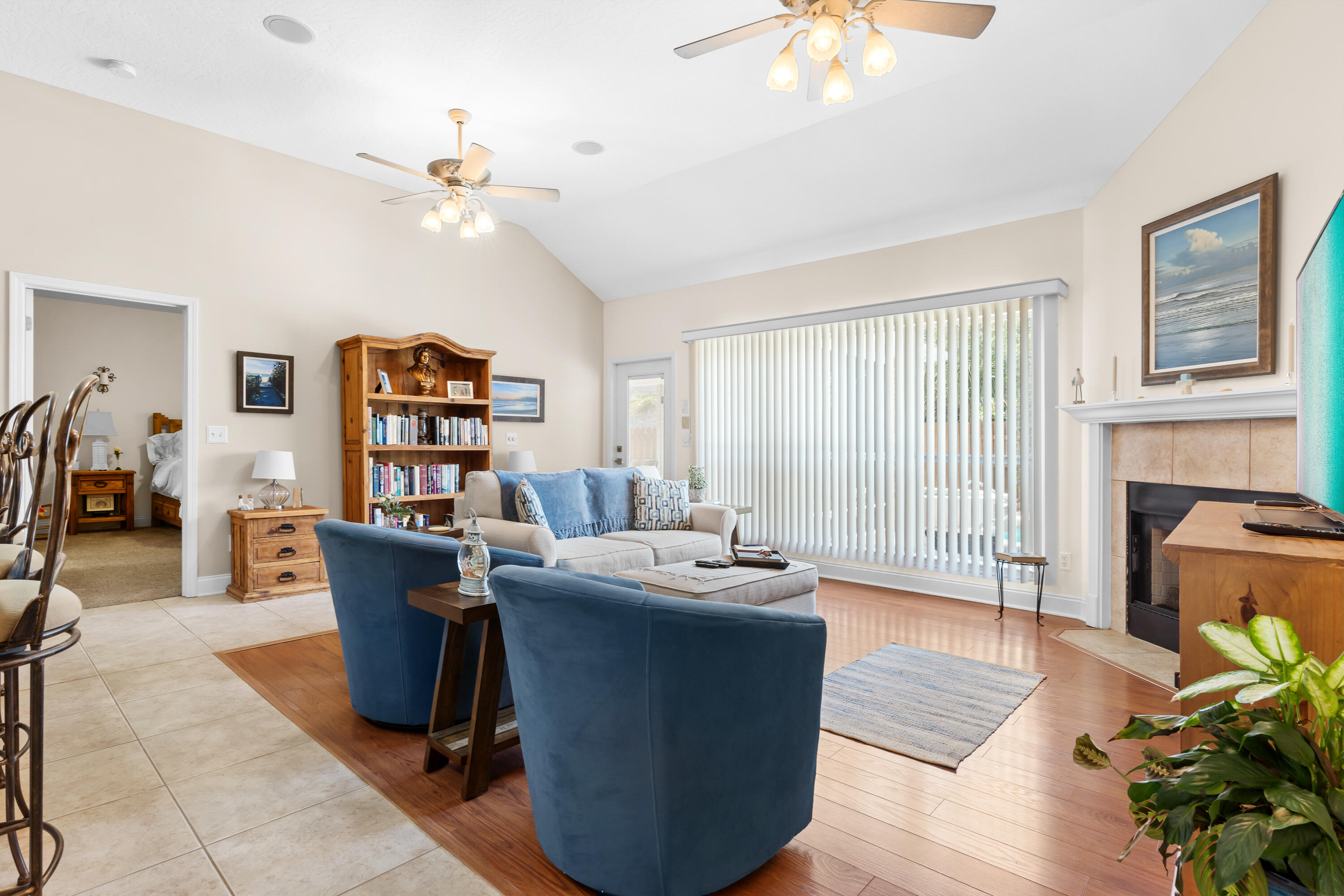 BRIDGEPORT COLONY - Residential