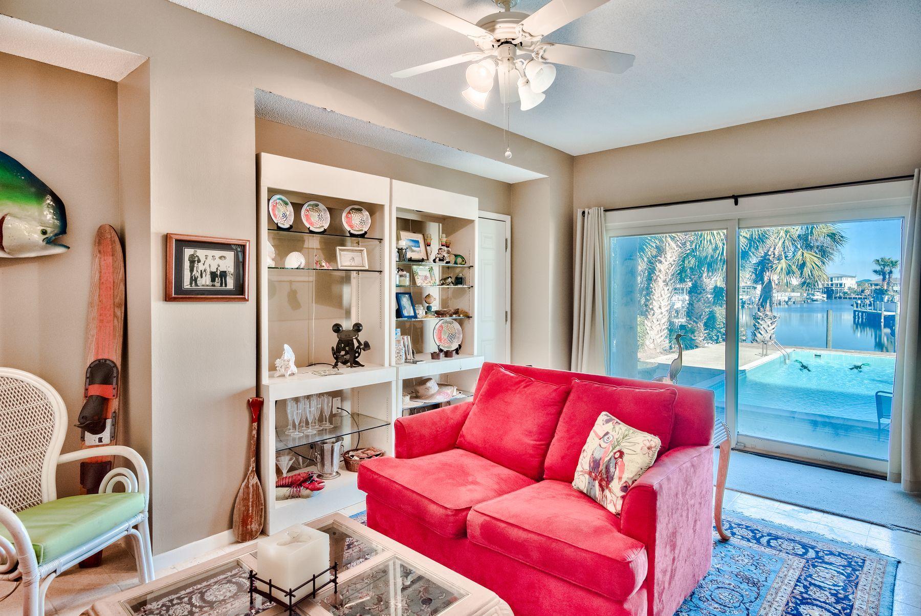 HOLIDAY ISLE - Residential