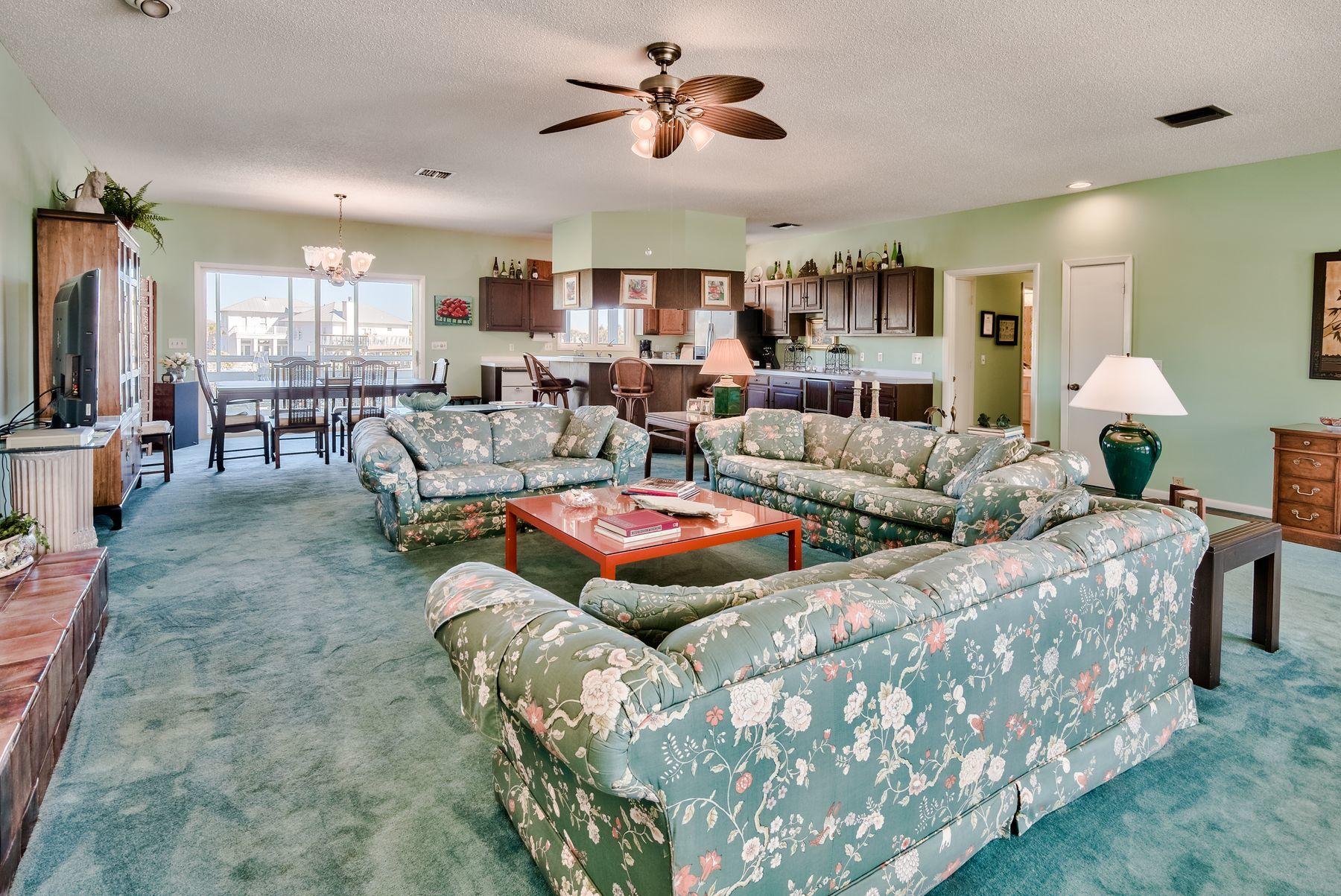 HOLIDAY ISLE - Residential