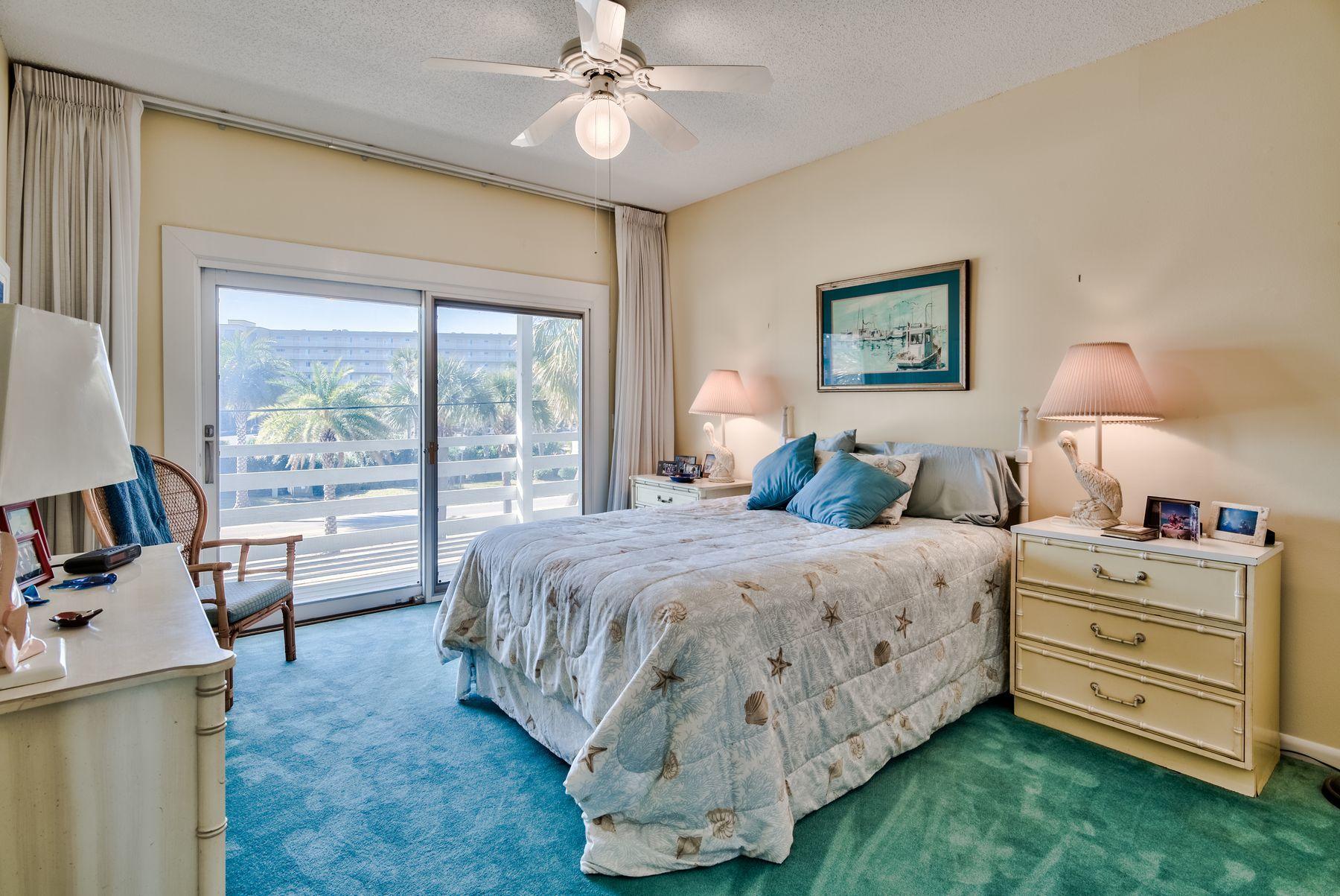 HOLIDAY ISLE - Residential