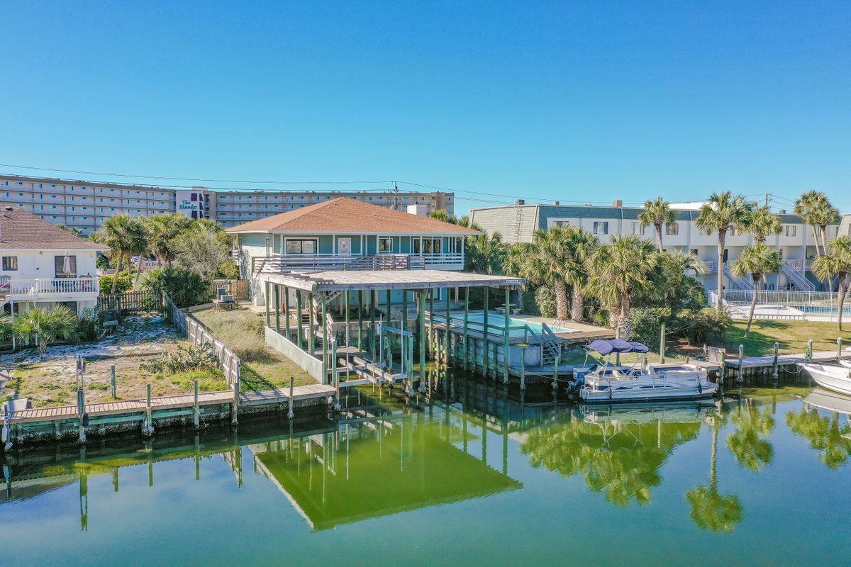 HOLIDAY ISLE - Residential