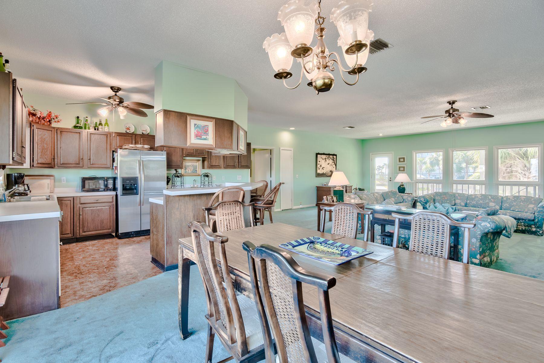 HOLIDAY ISLE - Residential