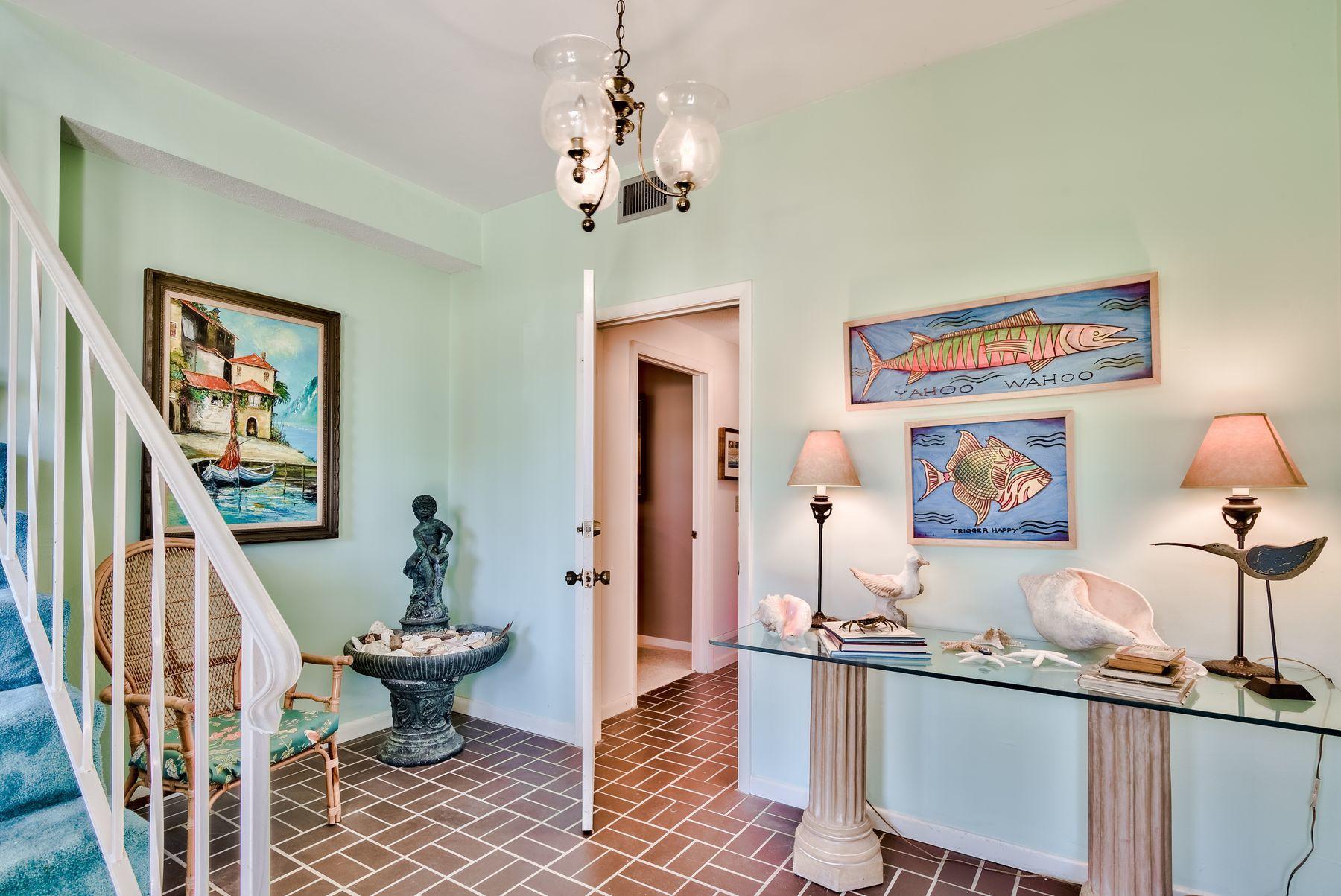 HOLIDAY ISLE - Residential