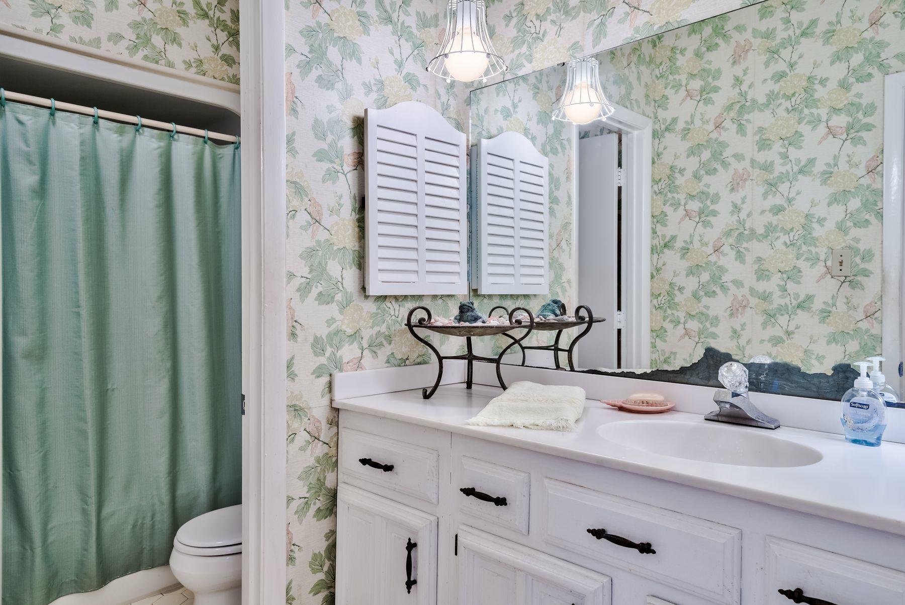 HOLIDAY ISLE - Residential