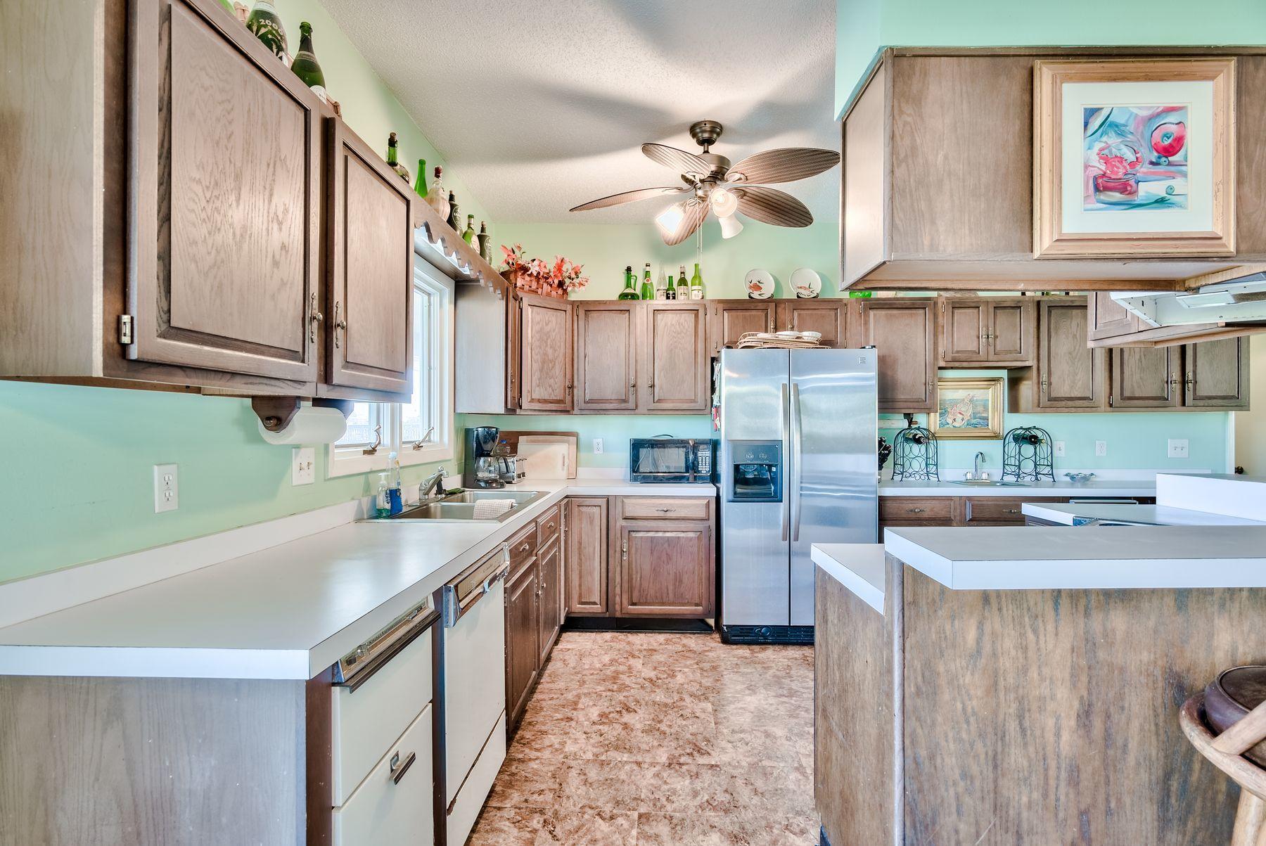 HOLIDAY ISLE - Residential